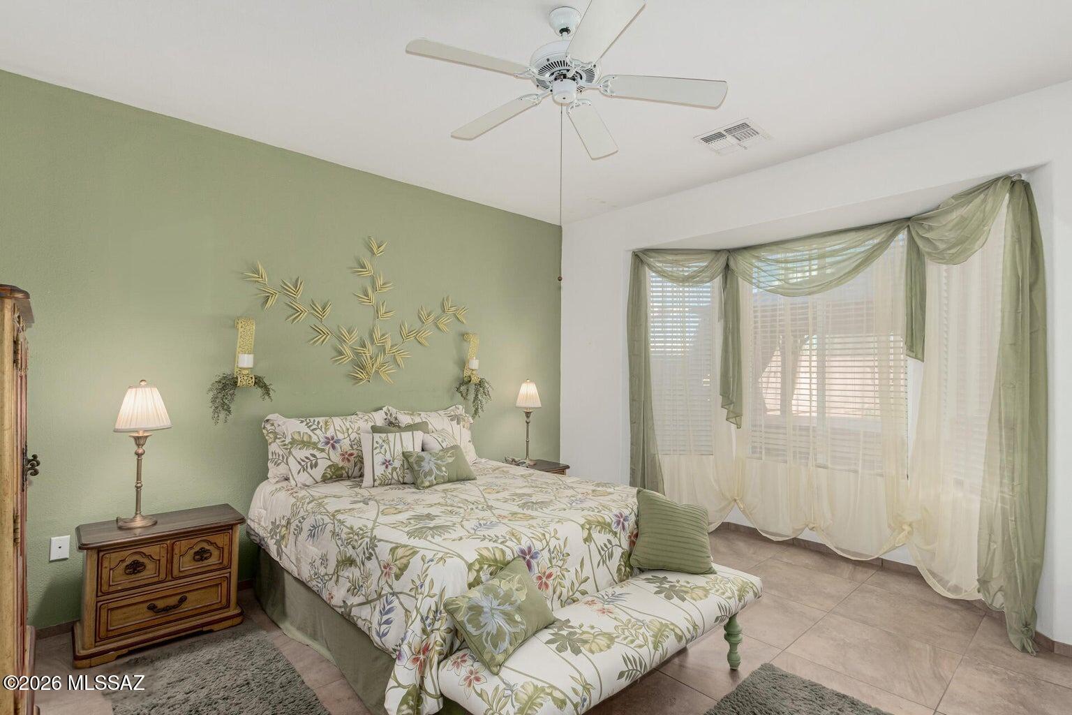 San Ignacio Heights Resub (1,2, 157-165) - Residential