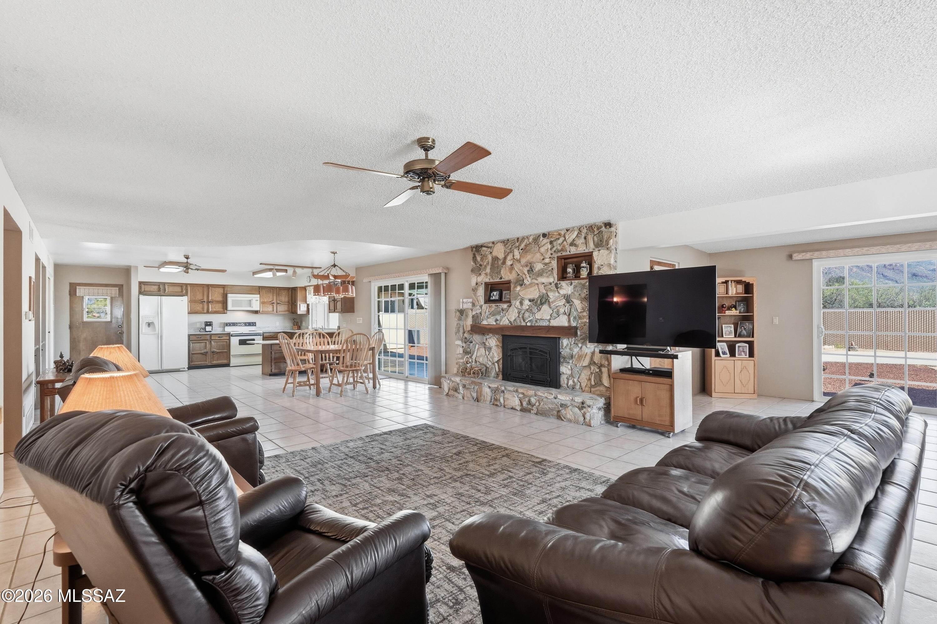 Mesaland Annex(102-135) - Residential