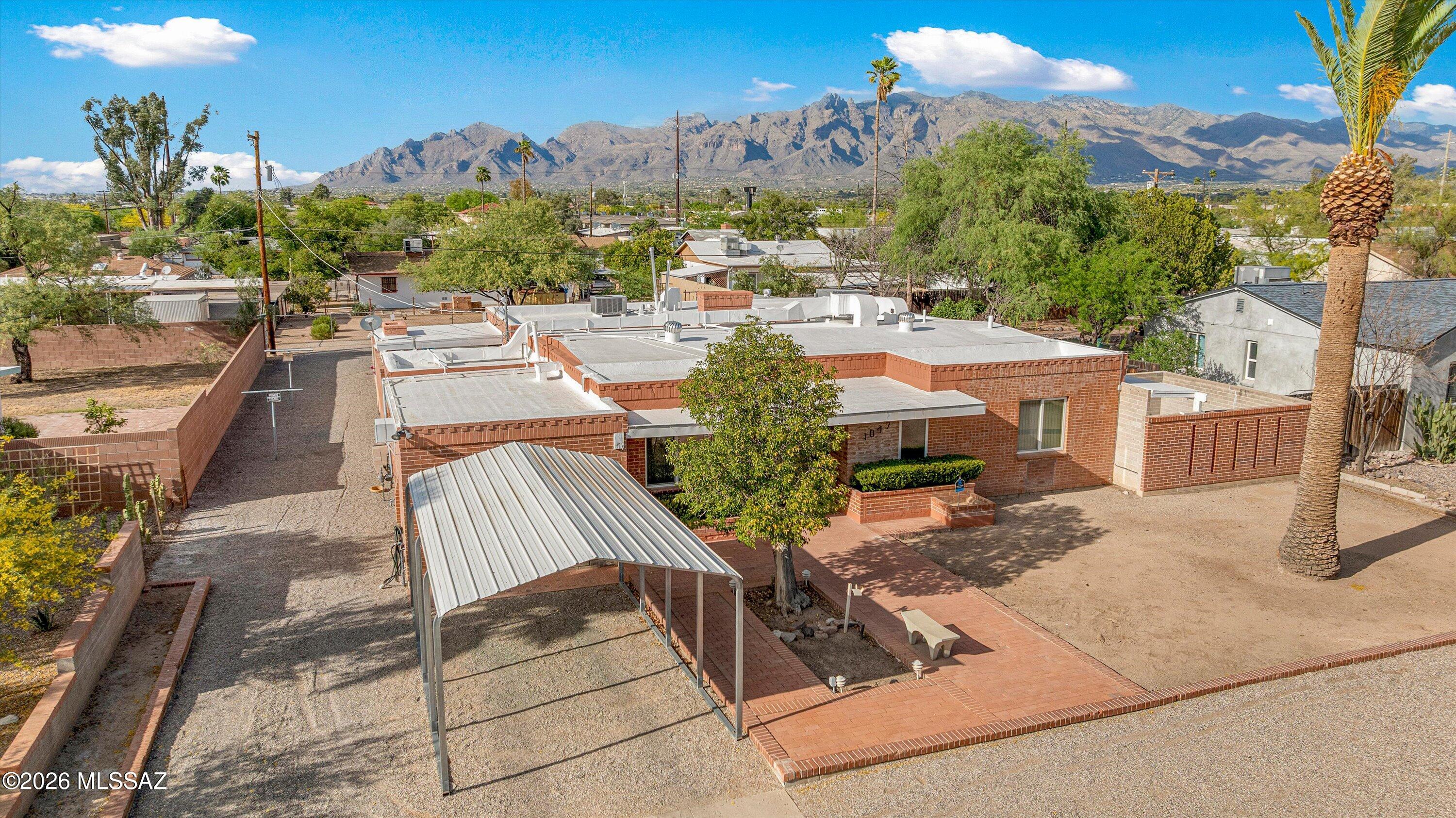 Catalina Poultry Acres NO 4 - Residential