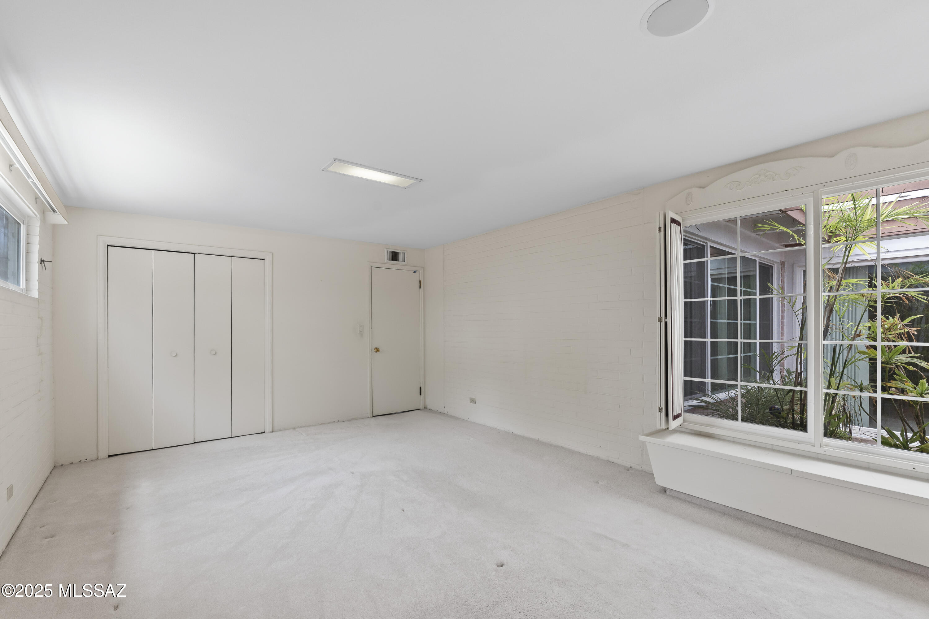 Catalina Poultry Acres NO 4 - Residential