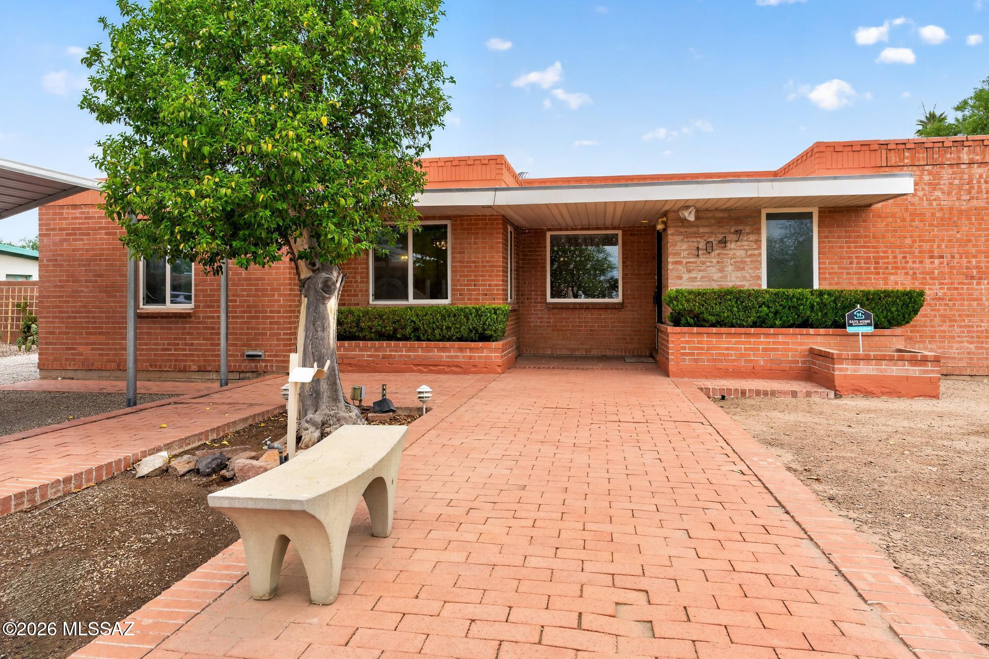 Catalina Poultry Acres NO 4 - Residential