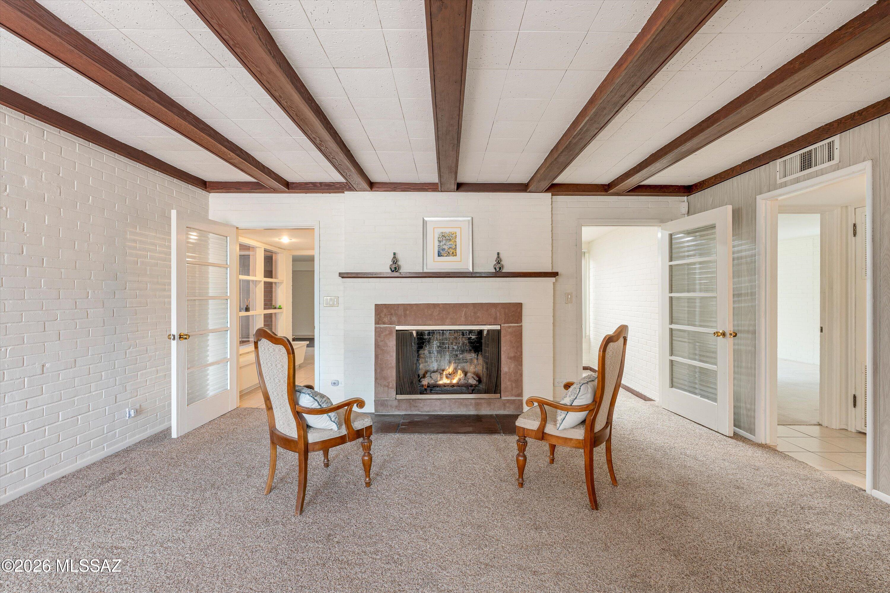 Catalina Poultry Acres NO 4 - Residential