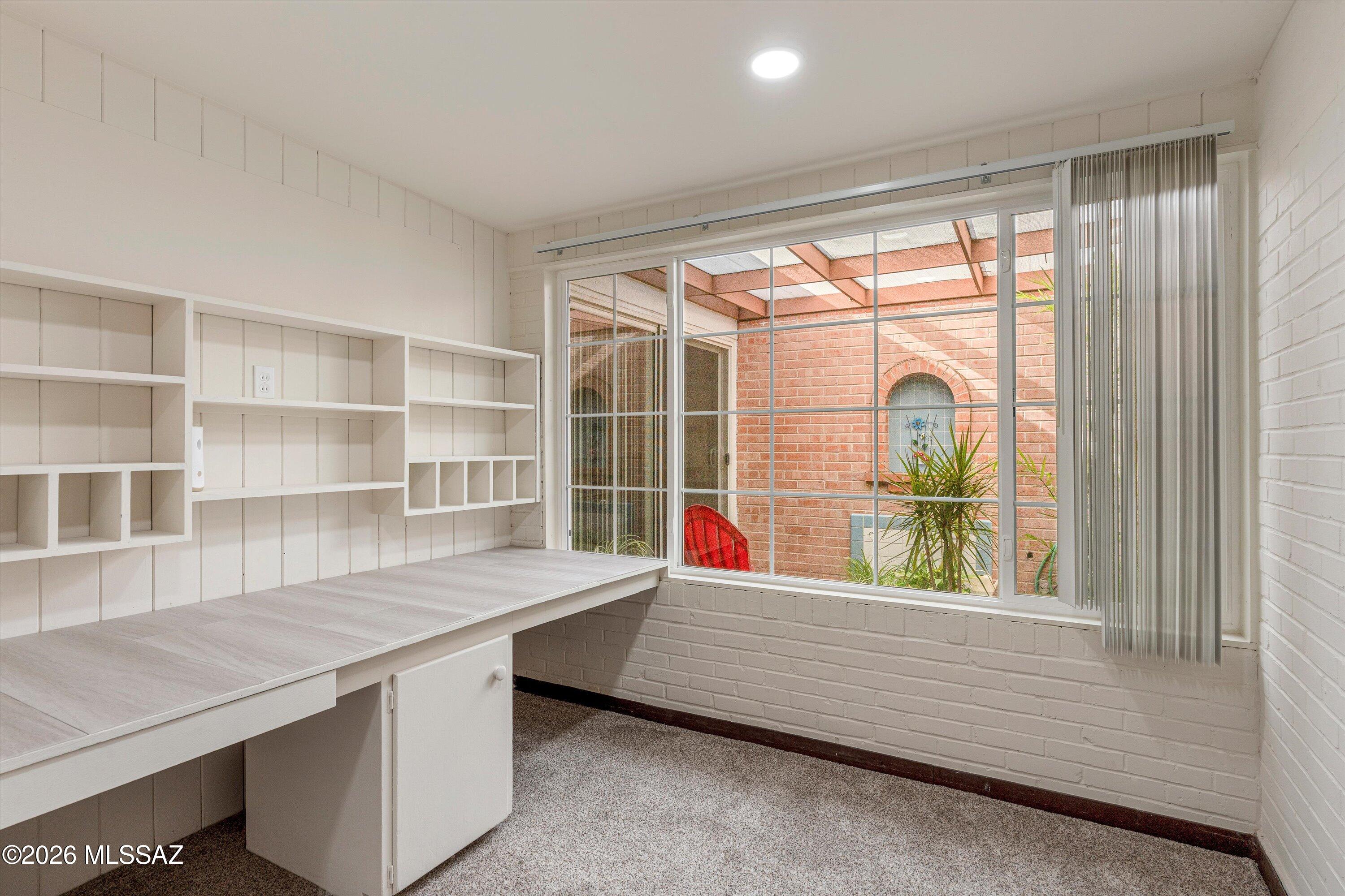 Catalina Poultry Acres NO 4 - Residential