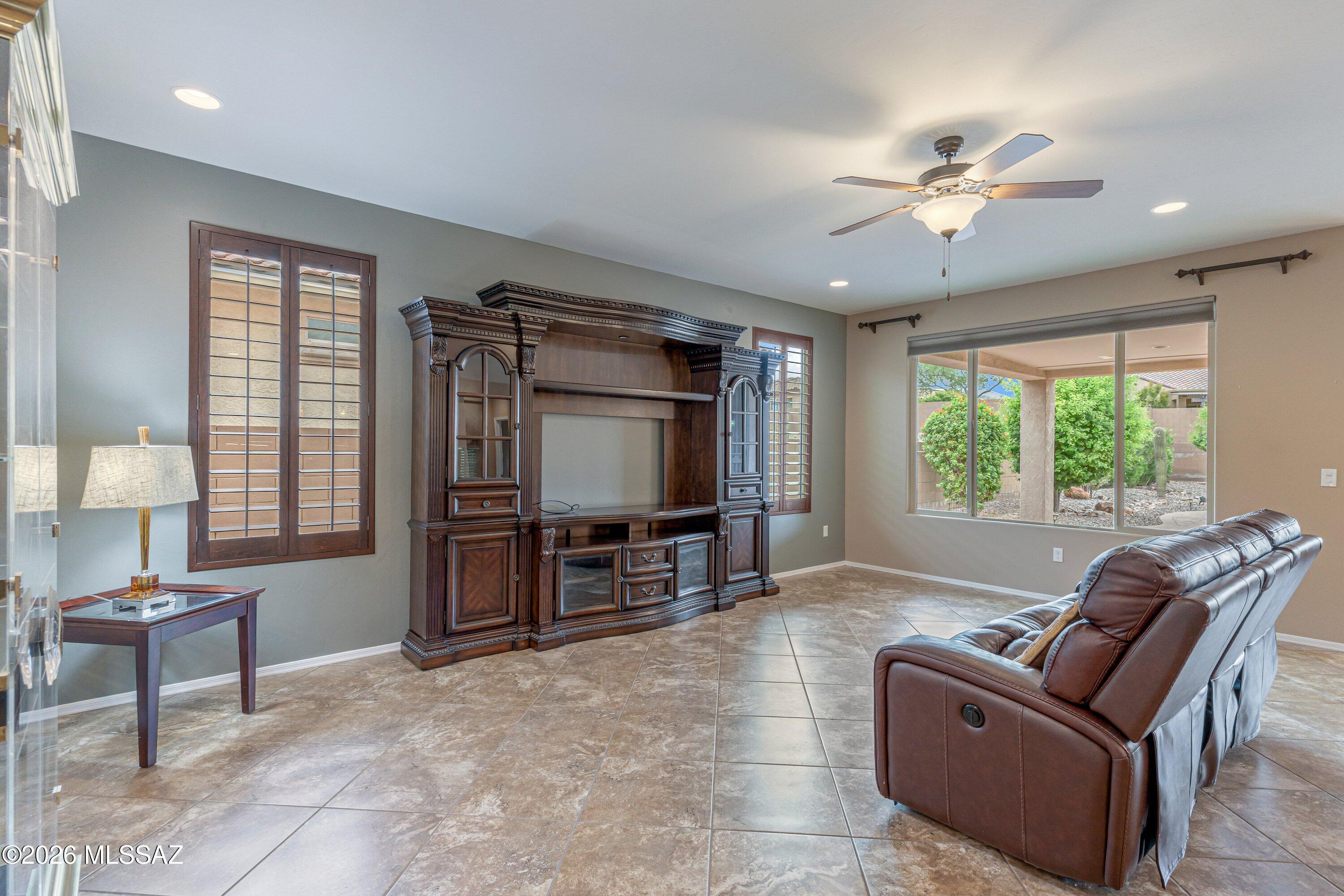 Del Webb At Dove Mountain SQ20131930189 - Residential