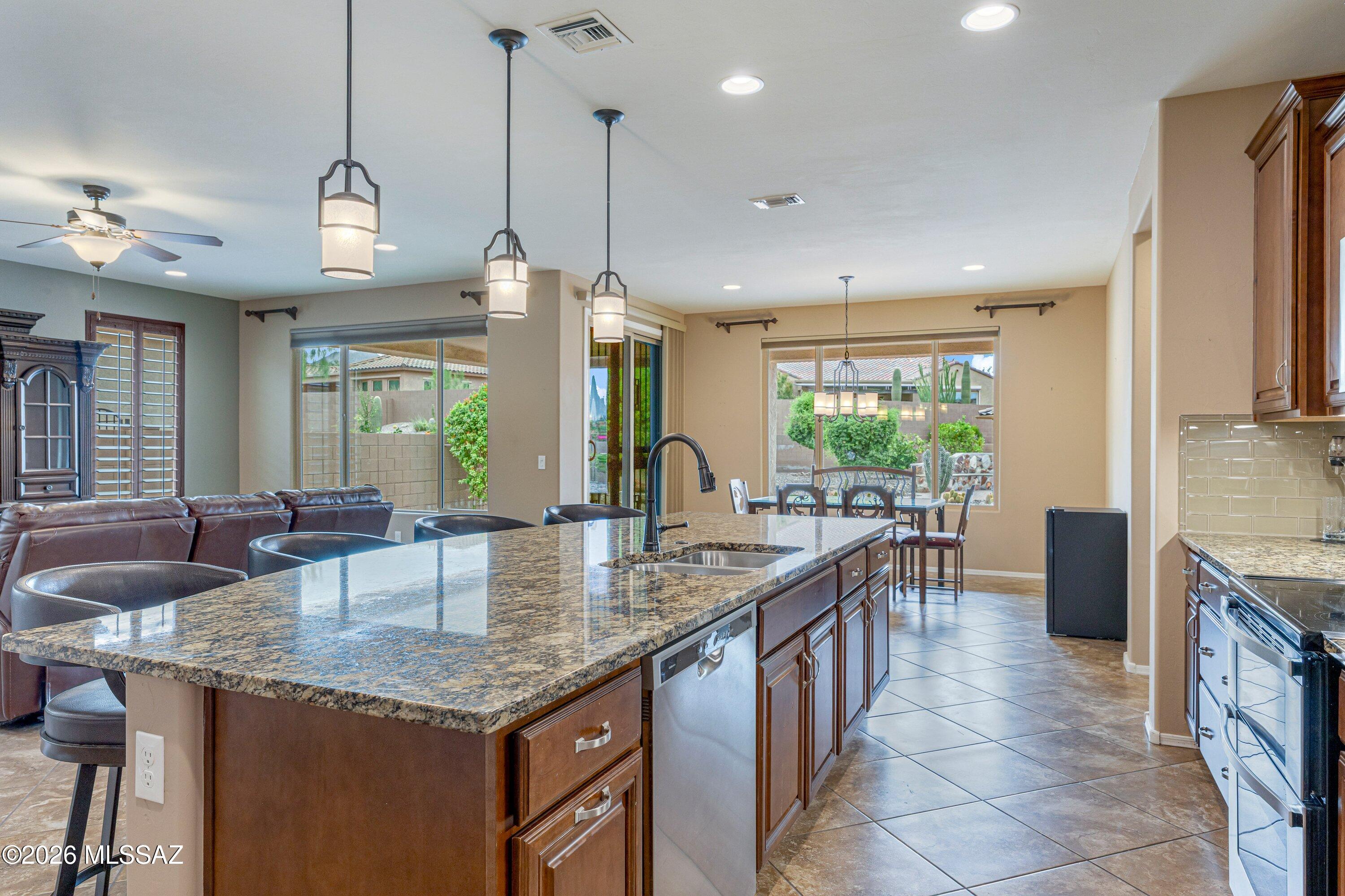 Del Webb At Dove Mountain SQ20131930189 - Residential