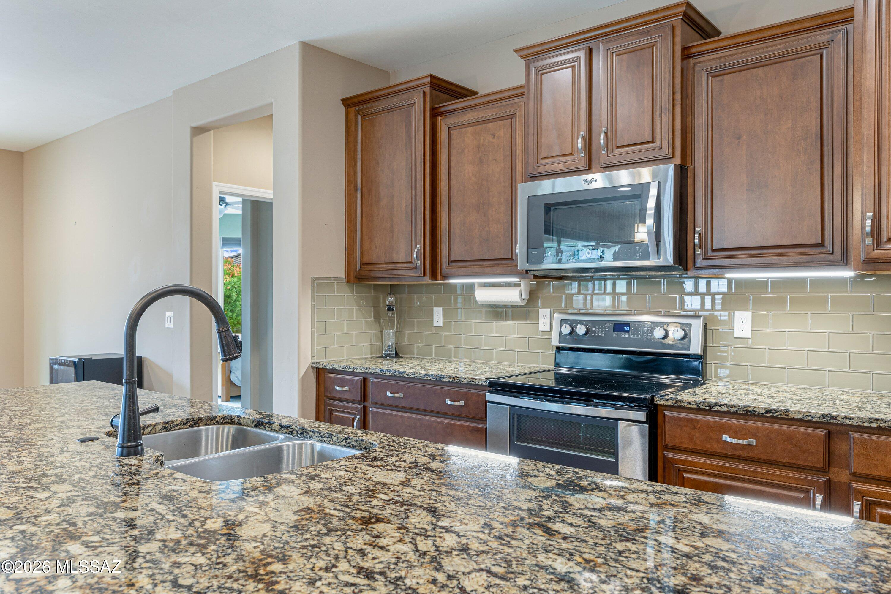 Del Webb At Dove Mountain SQ20131930189 - Residential