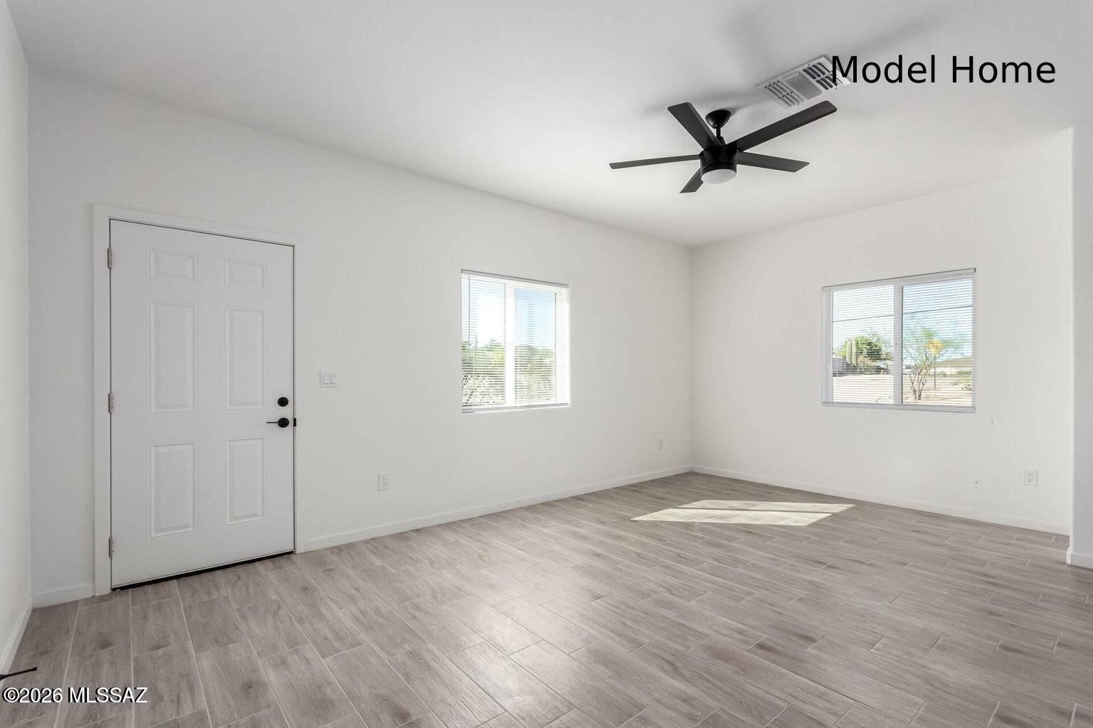 New Tucson Unit NO. 4 (1-203) - Residential