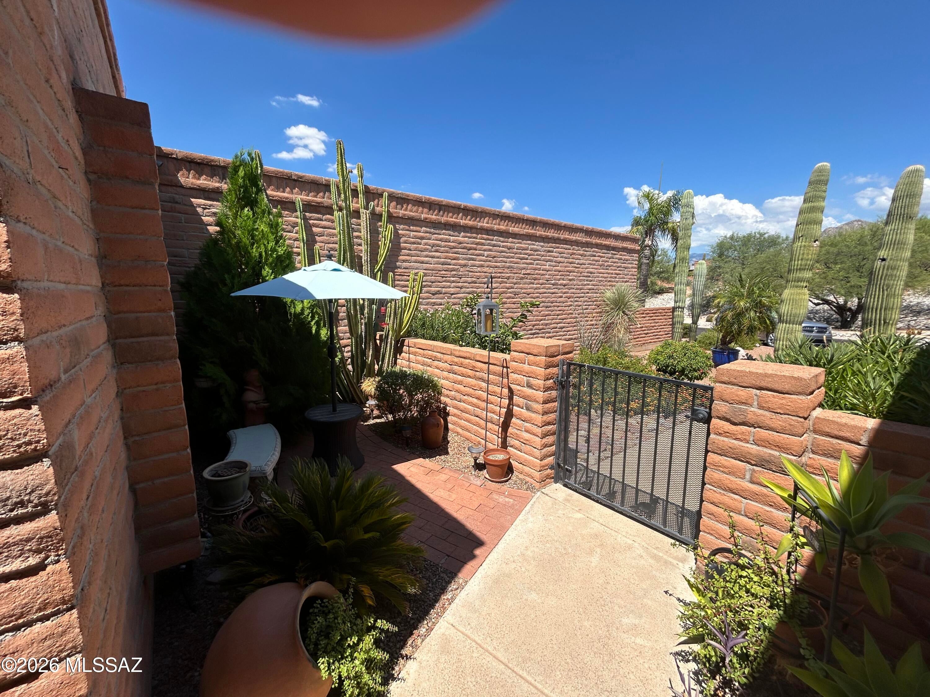 La Canada Hills - Residential