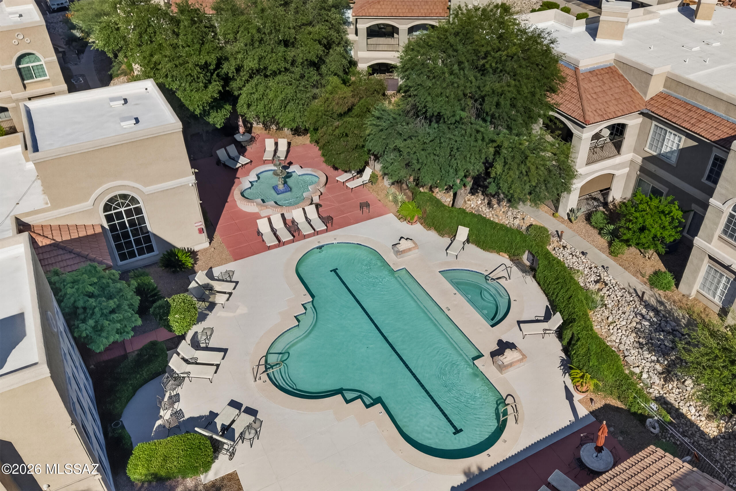 The Boulders at La Reserve Condominiums - Residential