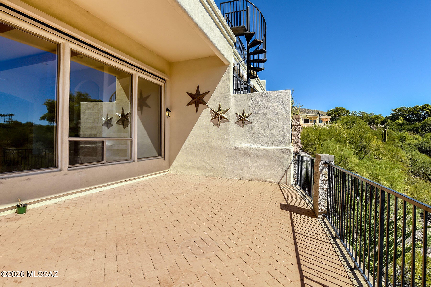 El Diamante II (1-40) - Residential