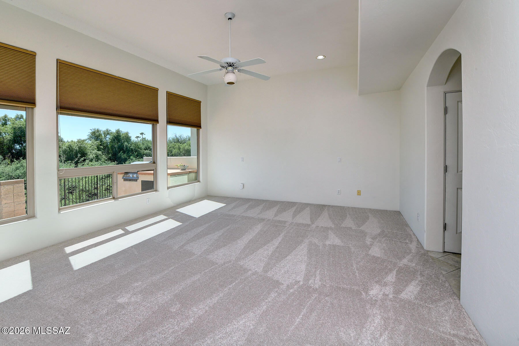 El Diamante II (1-40) - Residential