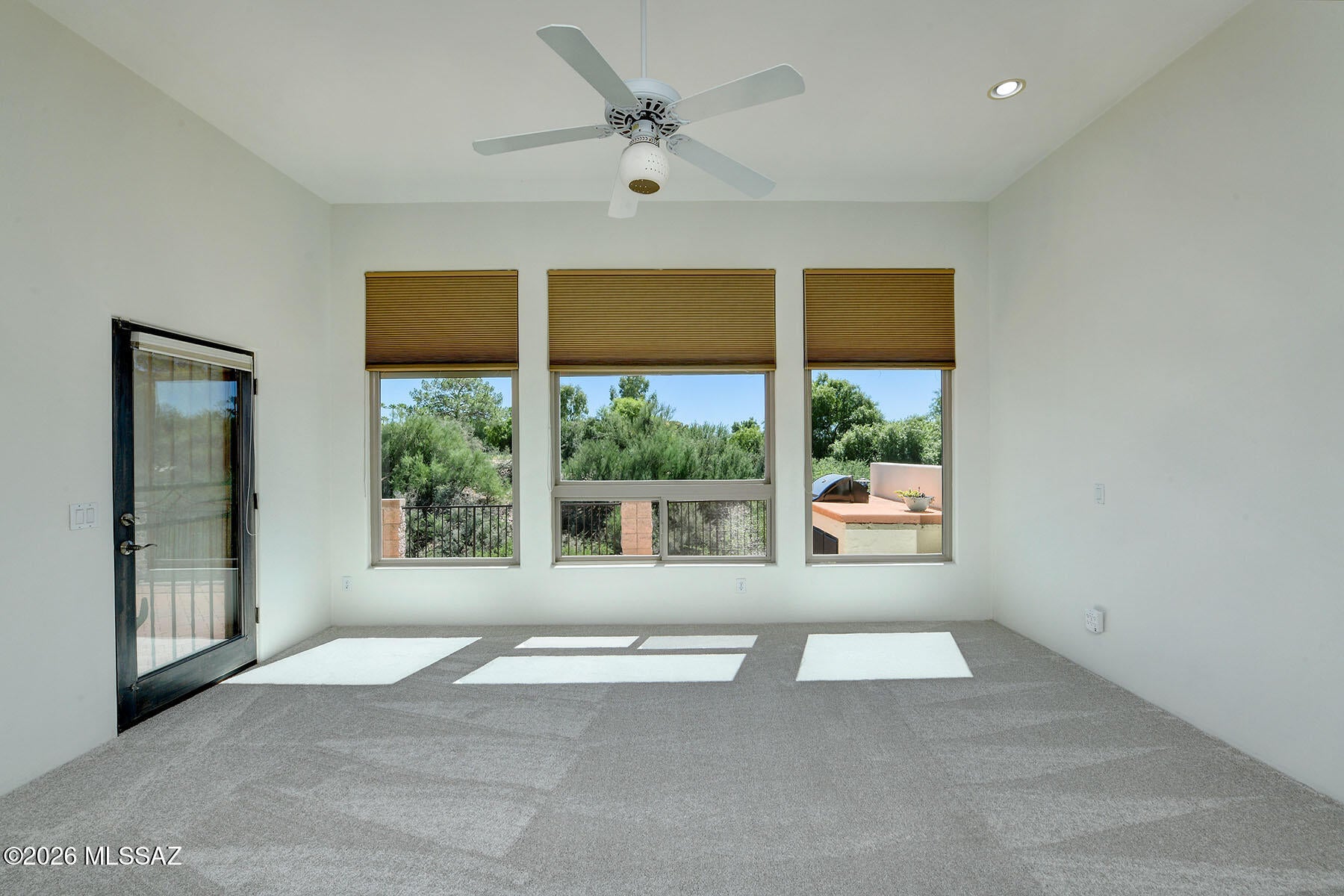 El Diamante II (1-40) - Residential