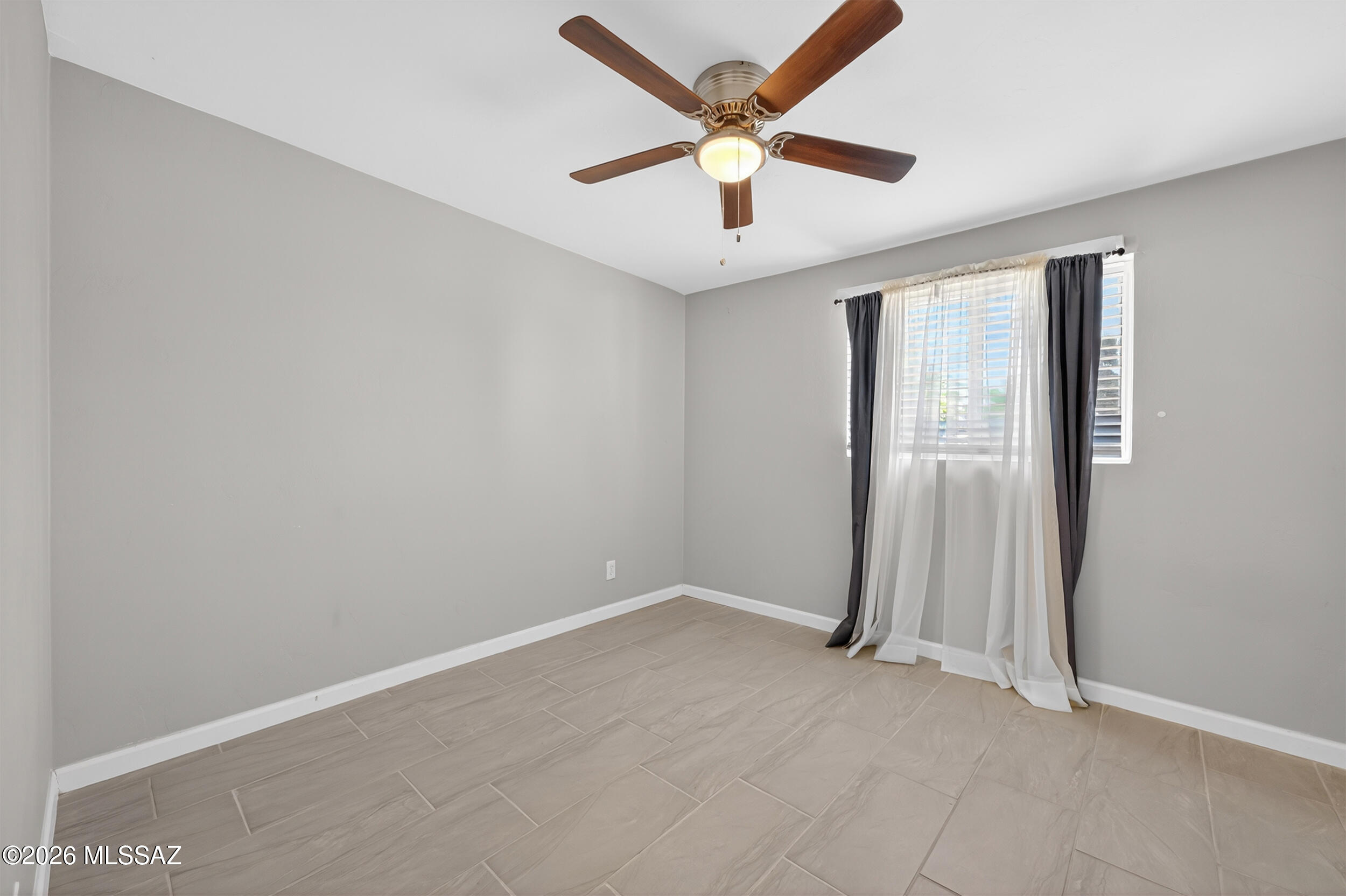 Tierra Del Sol (1-2) - Residential