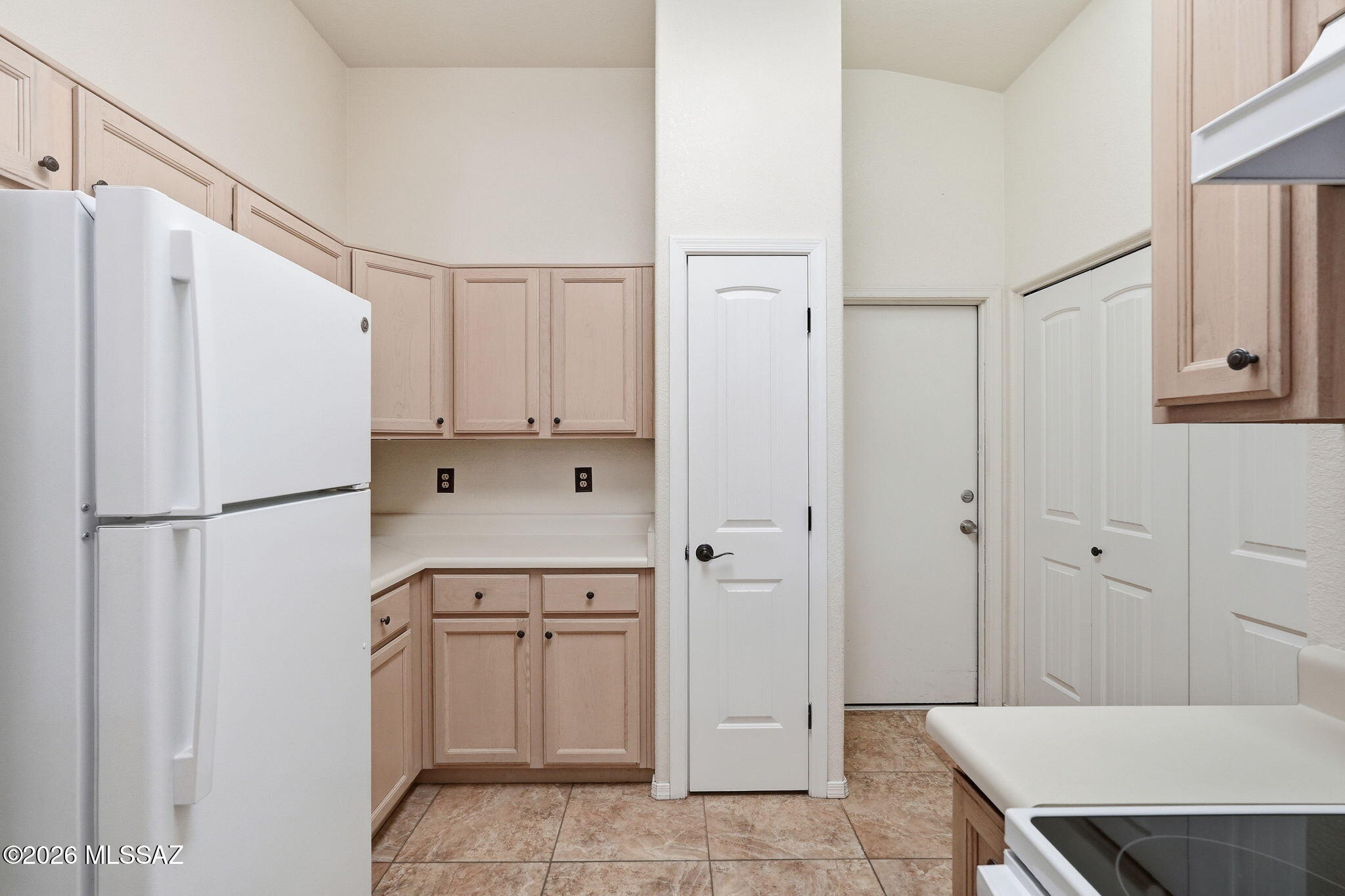 Elliott Homes At Rita Ranch (1-521) - Residential