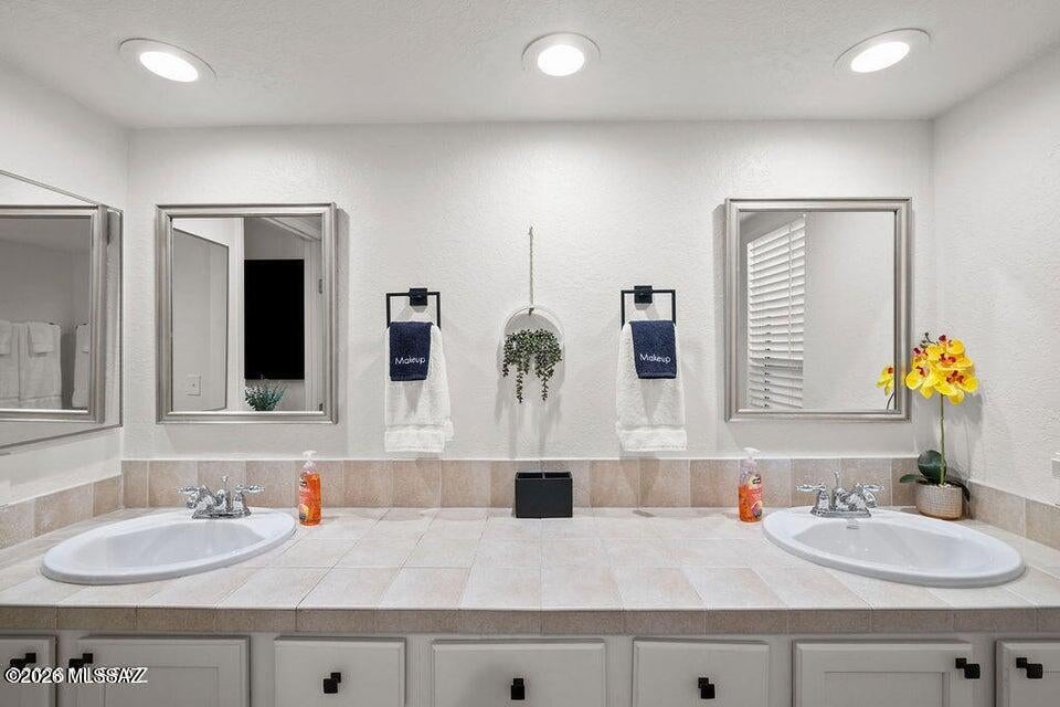 Ventana Vista Condominiums - Residential