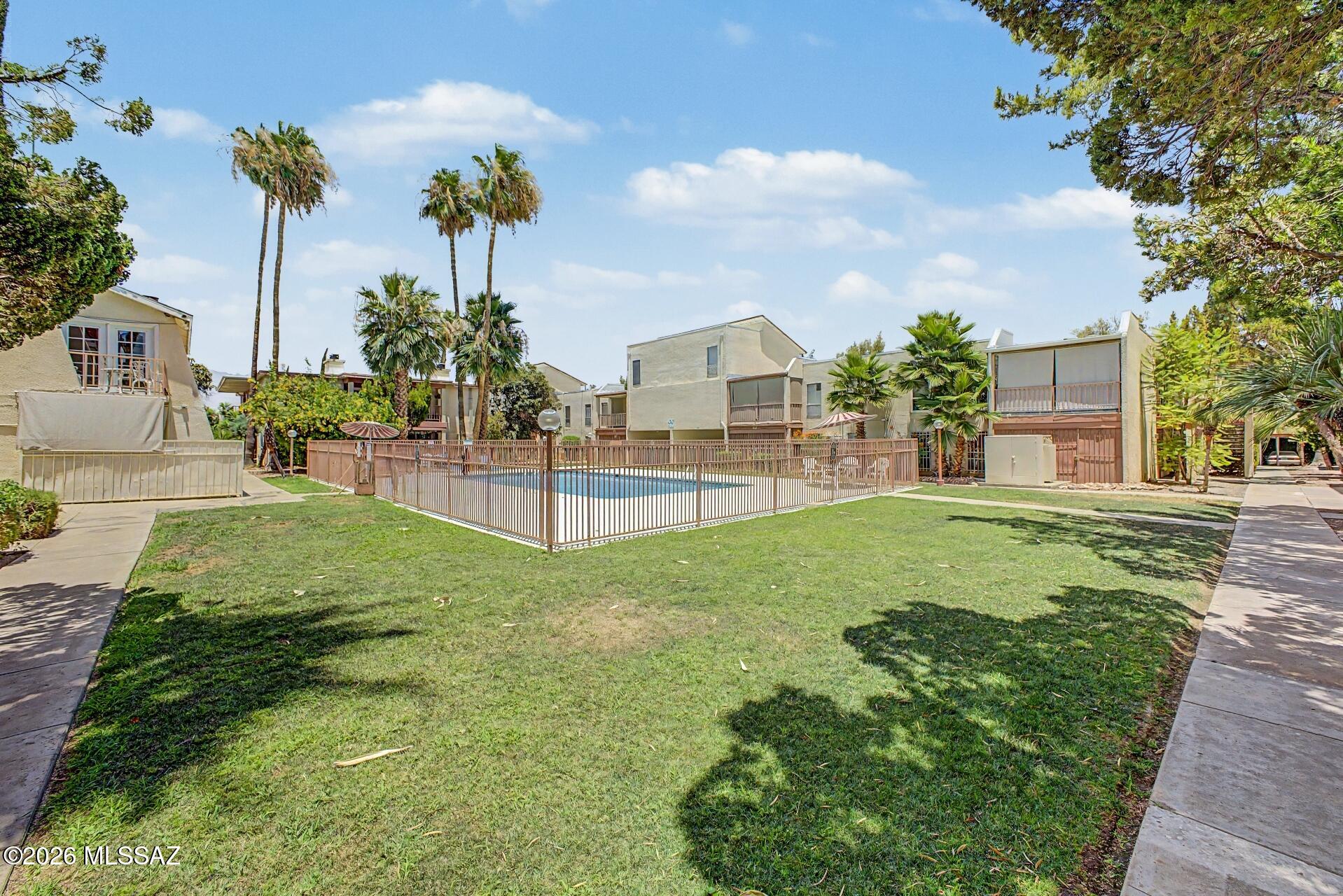 Las Colinas Condominiums - Residential
