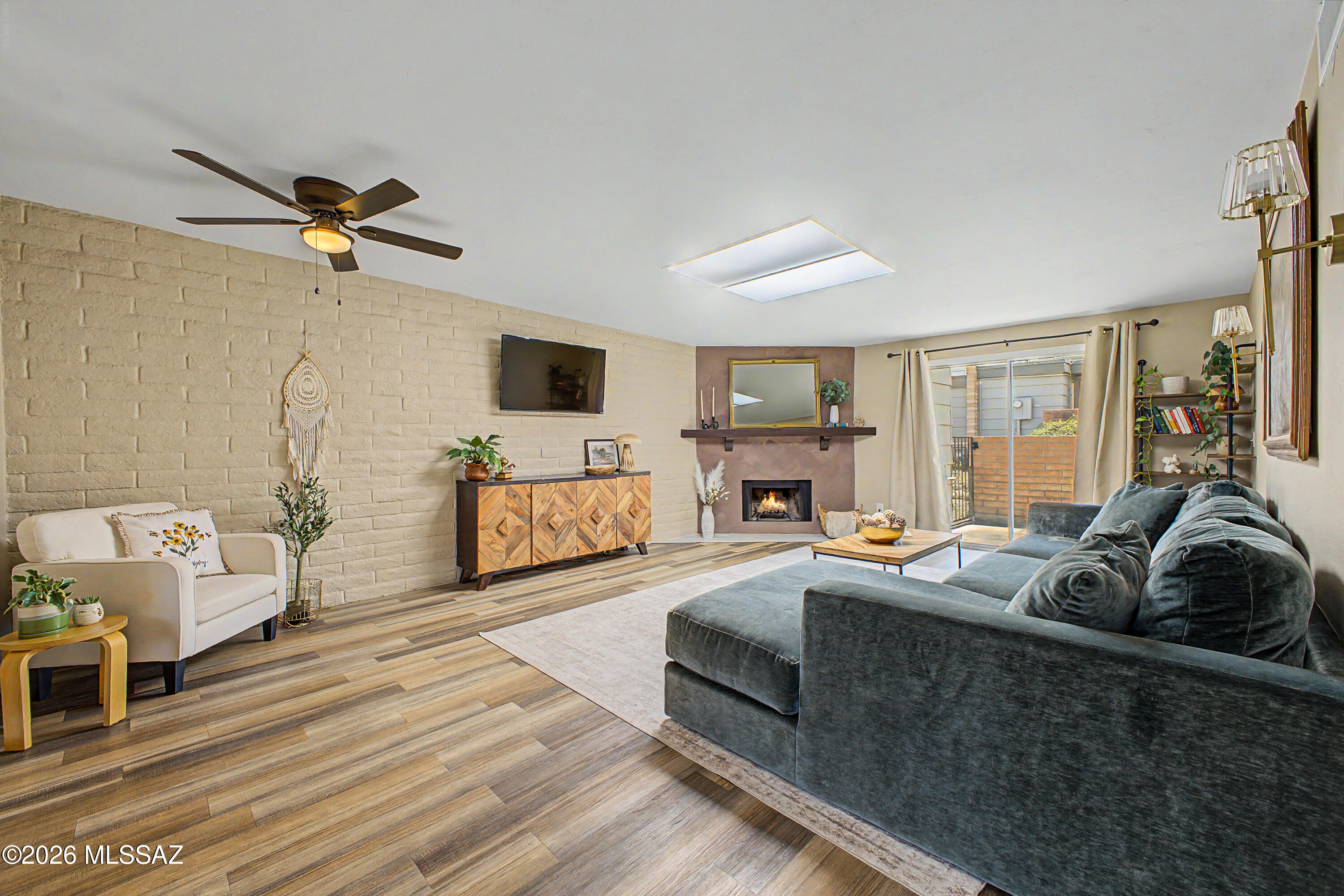 McCormick PlaceTwnhms Blk III (1-71) - Residential