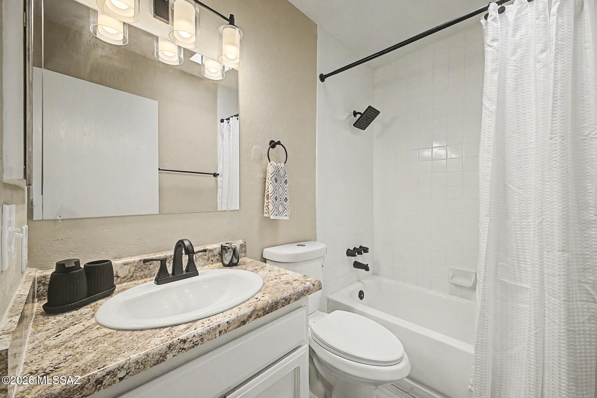 McCormick PlaceTwnhms Blk III (1-71) - Residential
