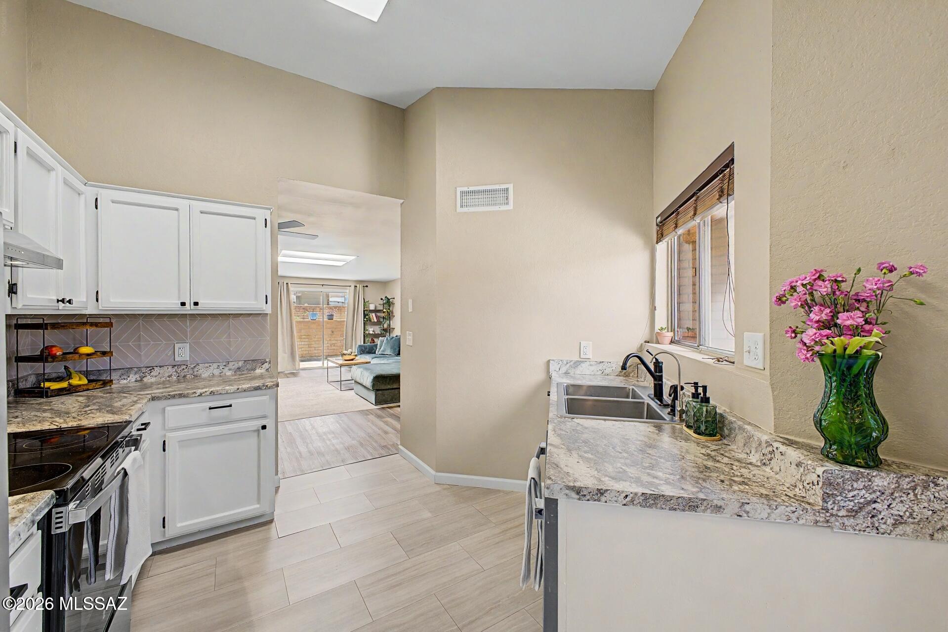 McCormick PlaceTwnhms Blk III (1-71) - Residential