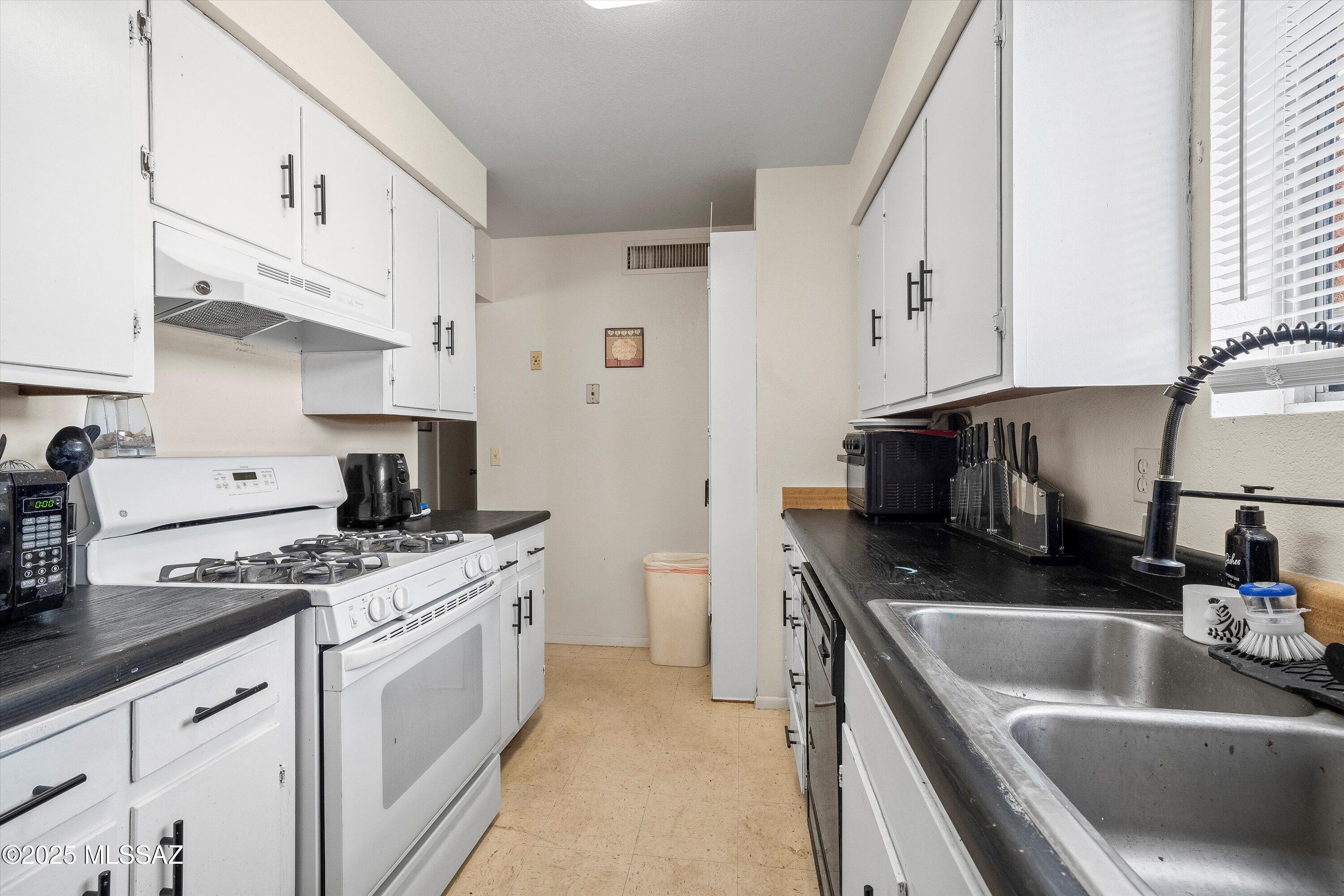 Catalina Poultry Acres NO 3 - Residential Income