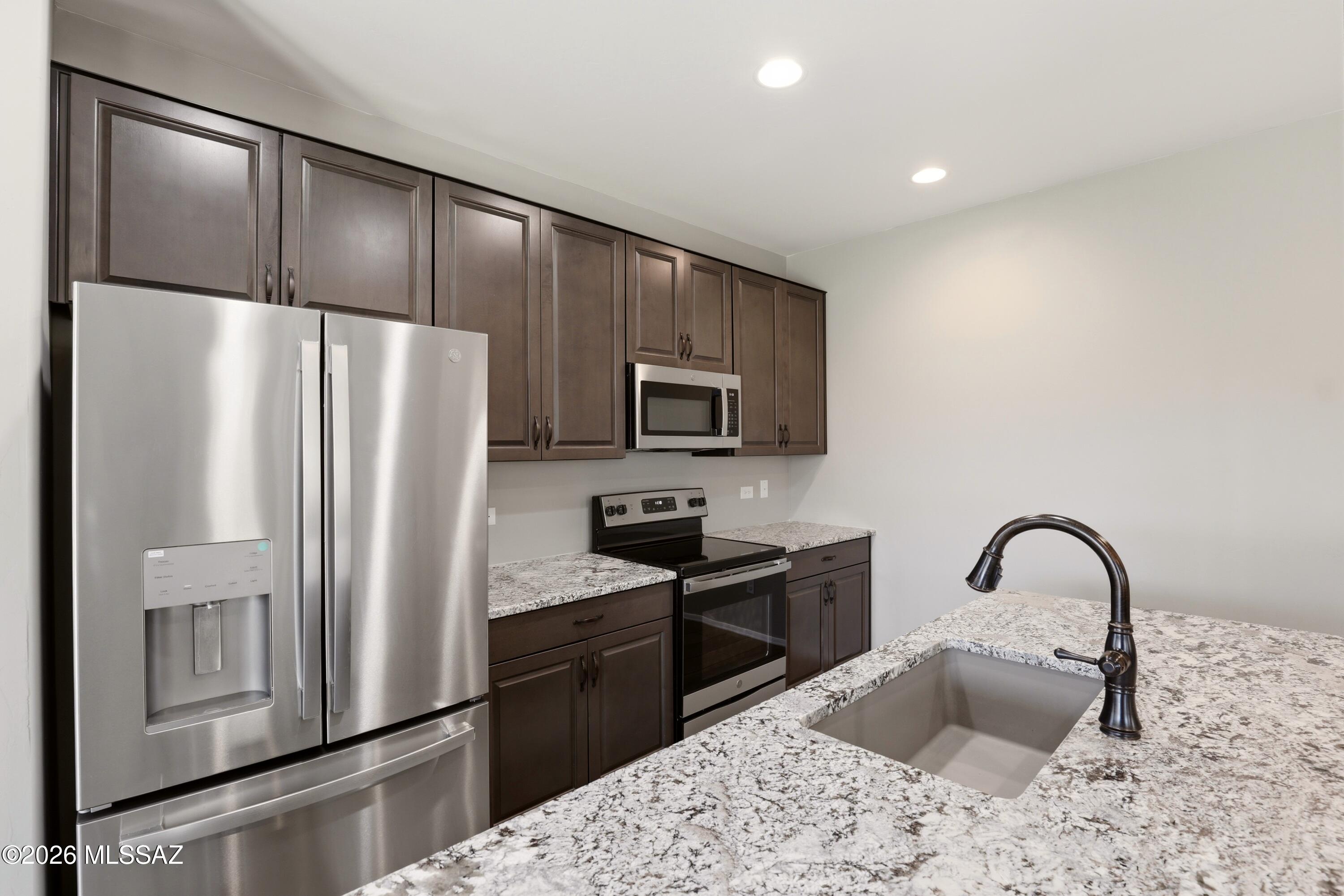 La Estancia De Tucson SQ20182610609 - Residential