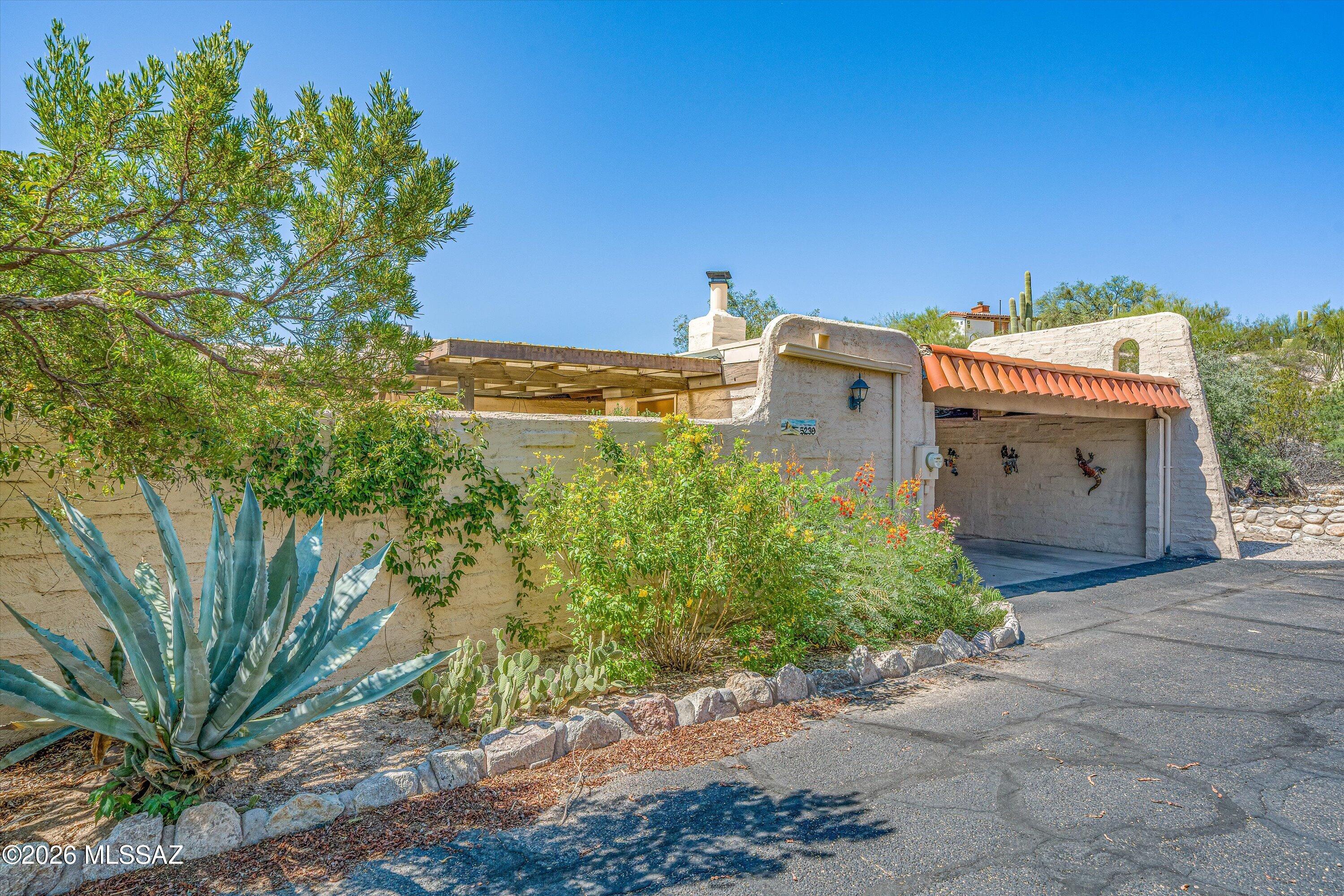 Pueblo Villas - Residential