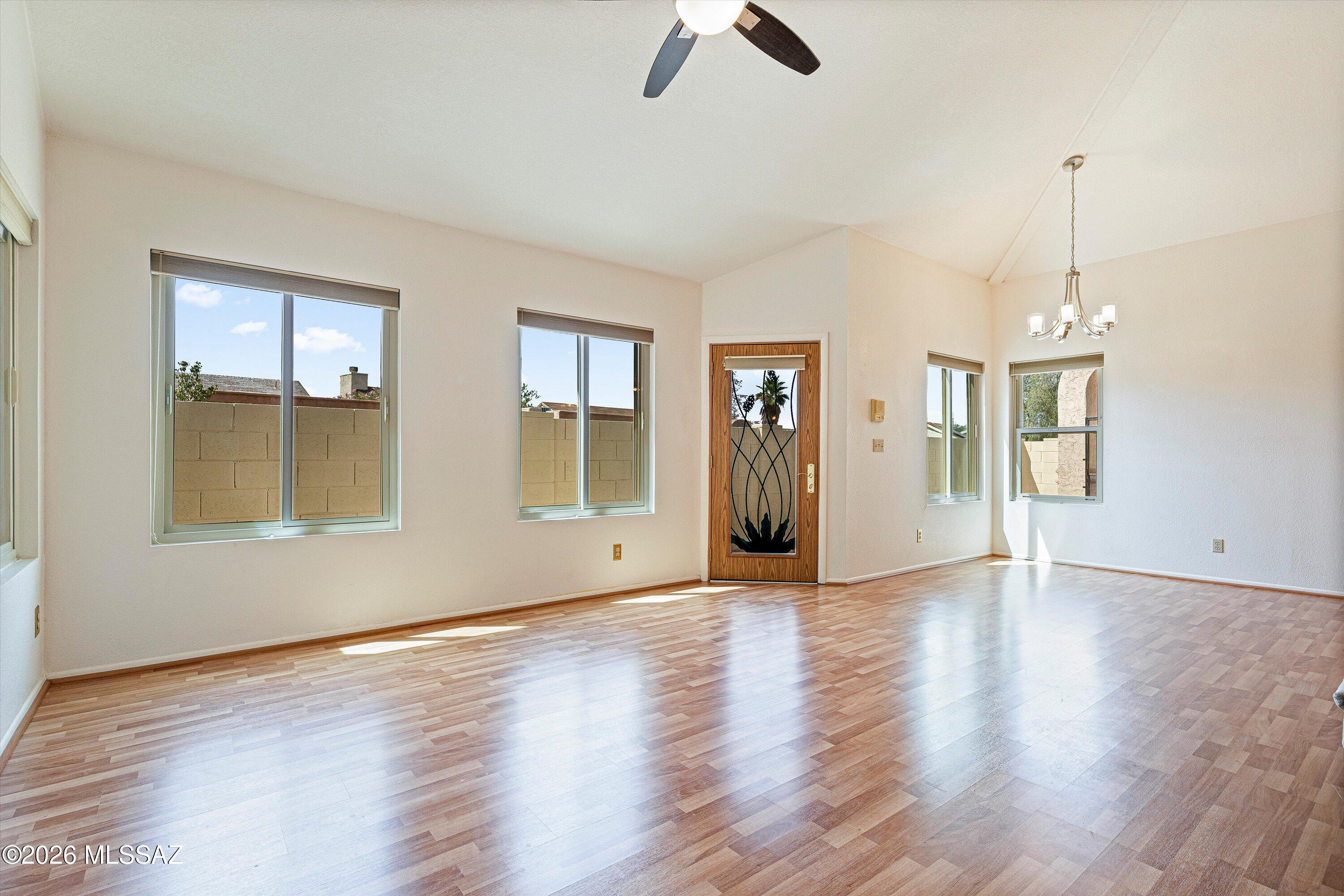 Saddlewood Villas (1-102) - Residential