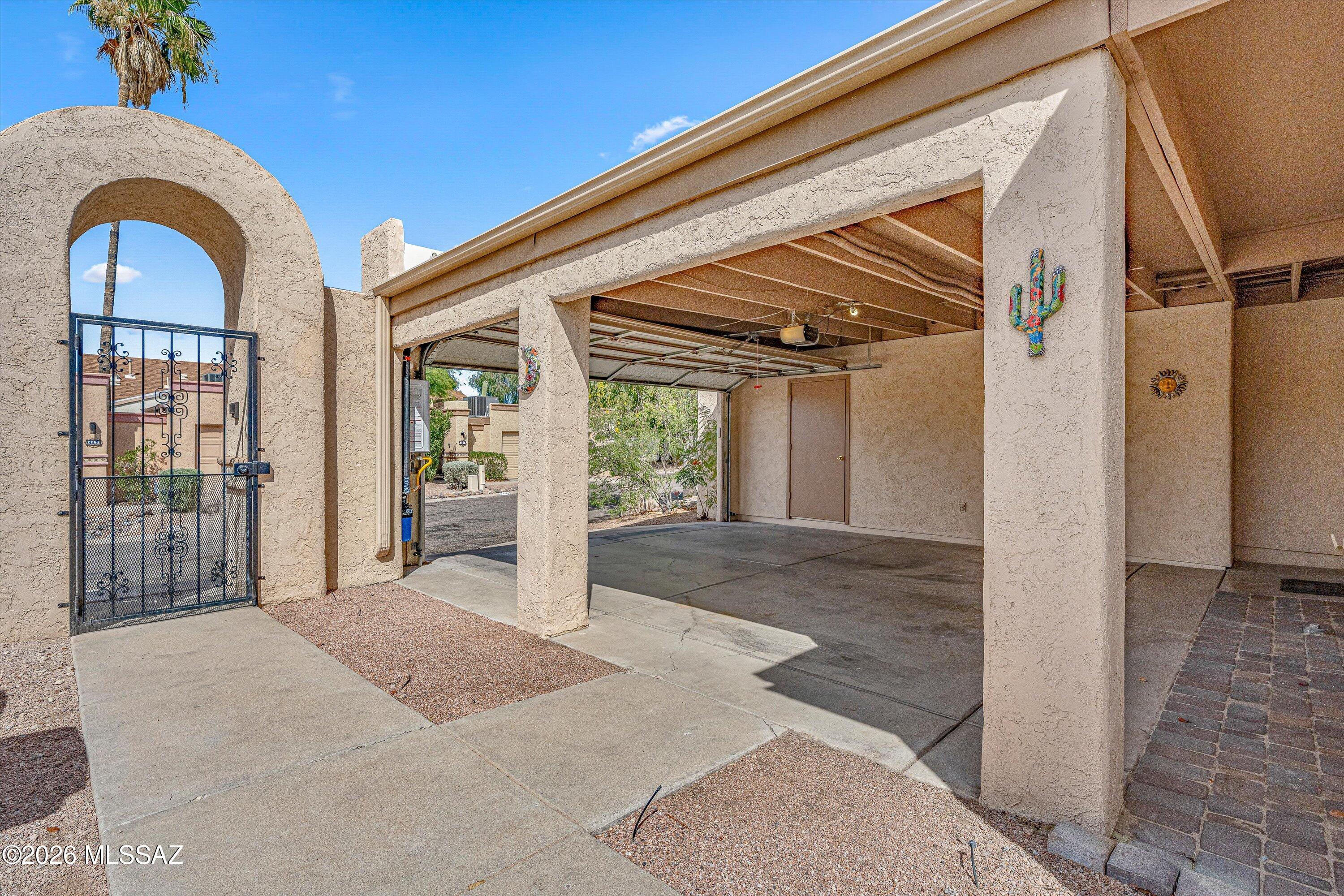 Saddlewood Villas (1-102) - Residential