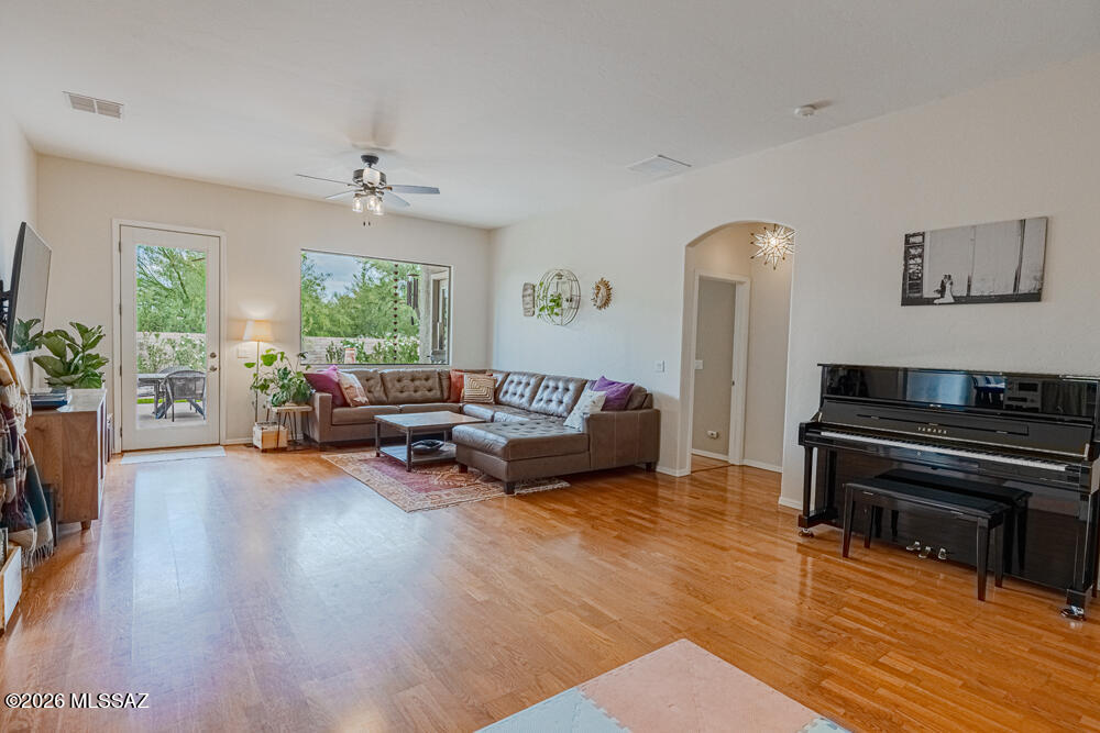 Continental Reserve Blk. 14 (1-82) - Residential