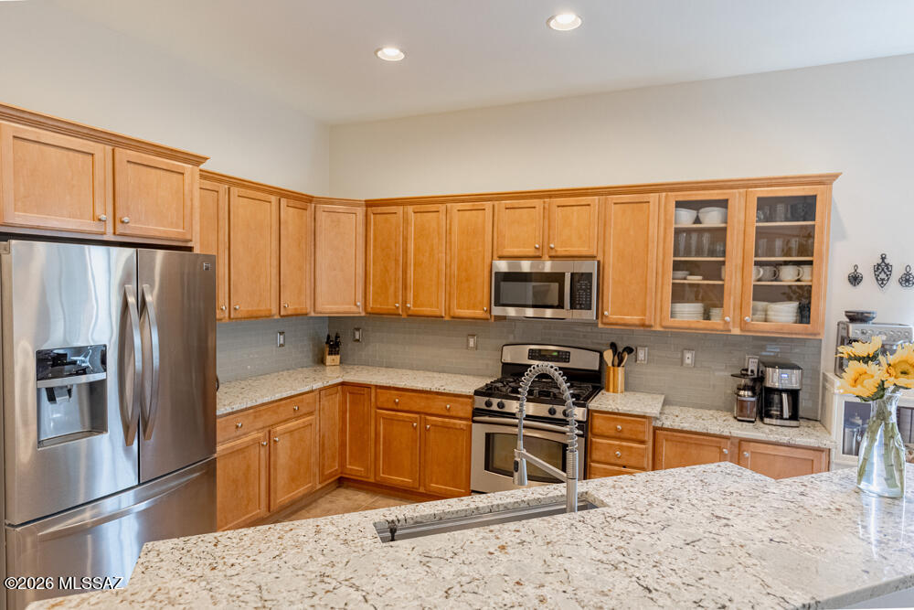 Continental Reserve Blk. 14 (1-82) - Residential