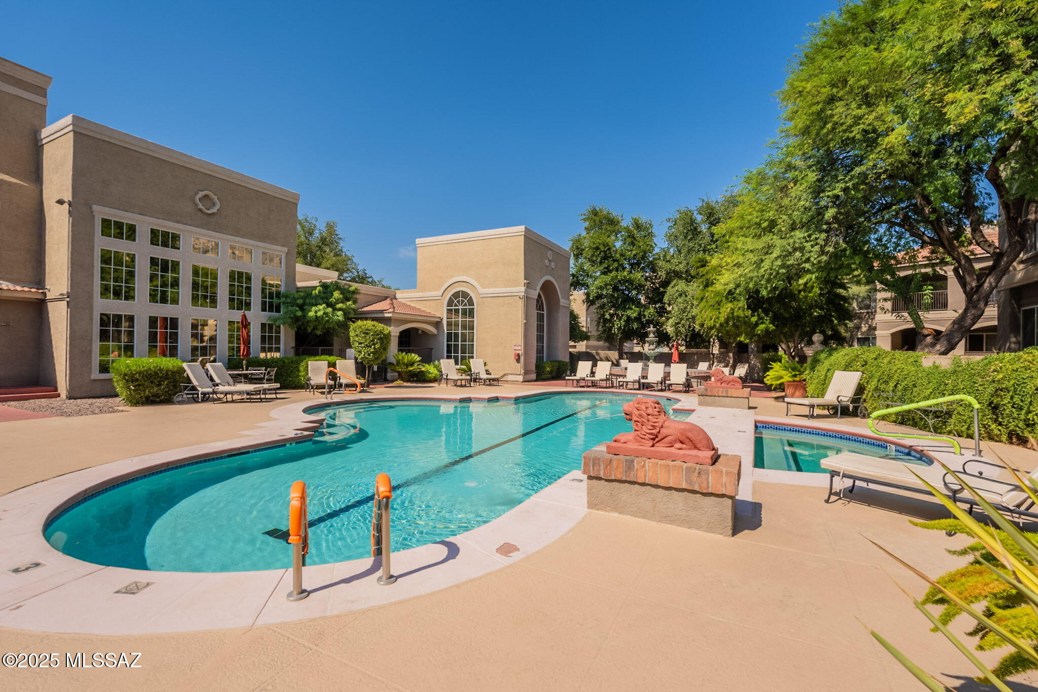 The Boulders at La Reserve Condominiums - Residential