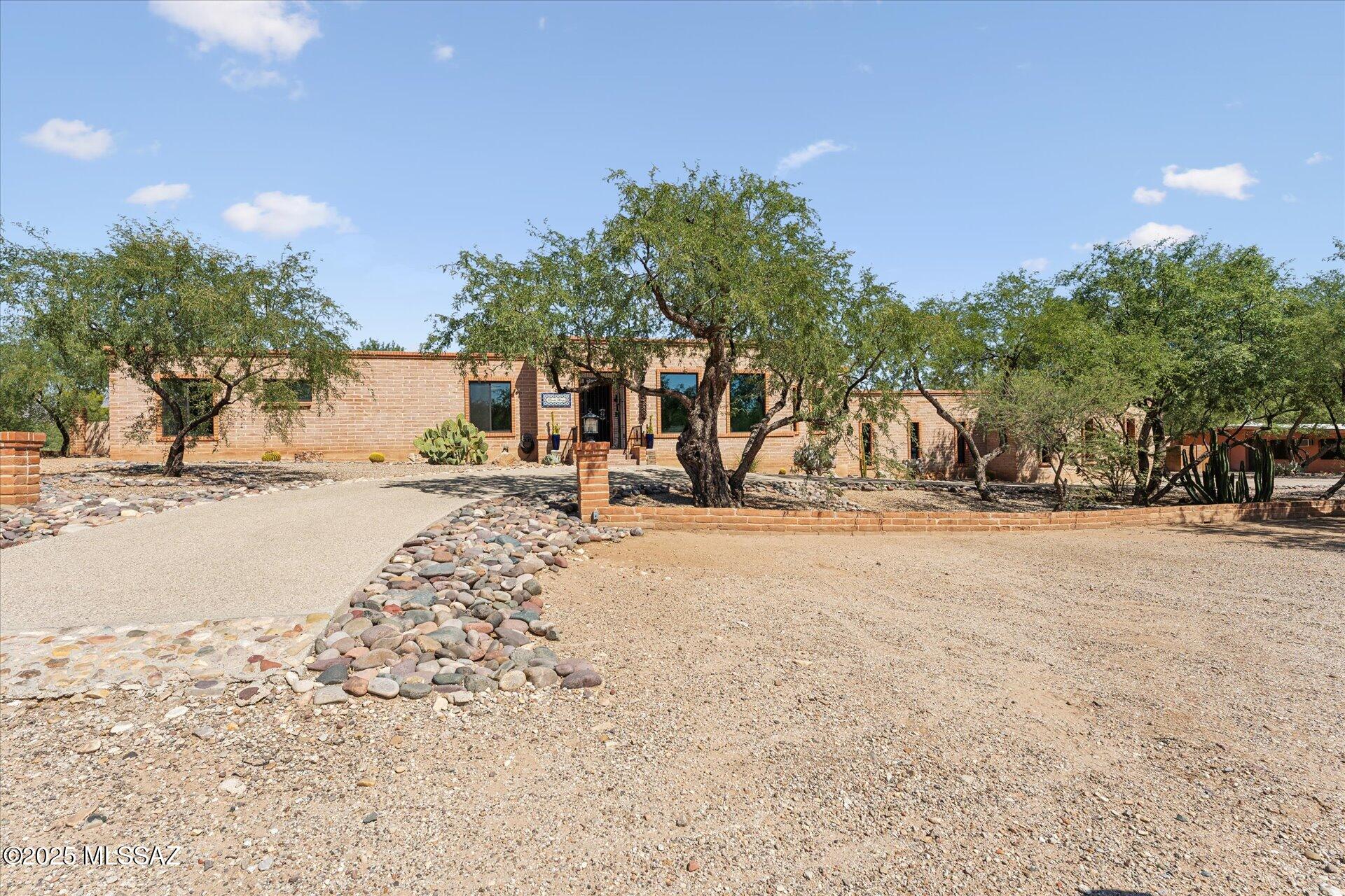 Rancho Perdido Estates NO. 2 (1-24) - Residential Lease