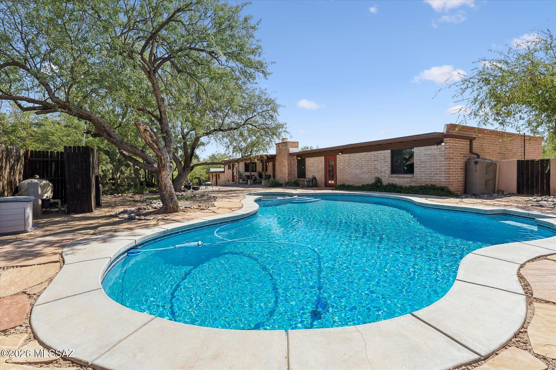Rancho Perdido Estates NO. 2 (1-24) - Residential Lease