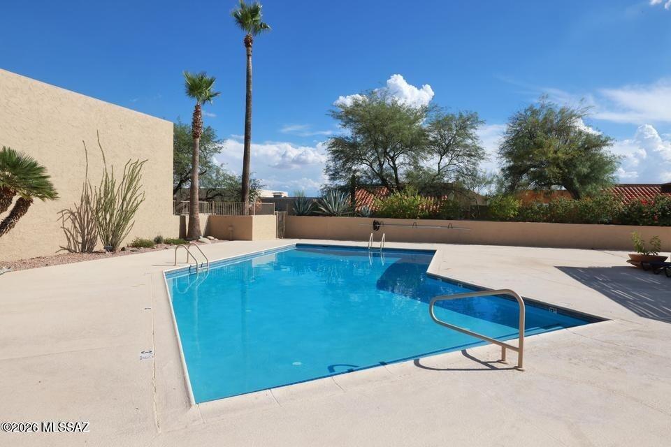 Tucson National Townhomes West III(1-46) - Residential Lease