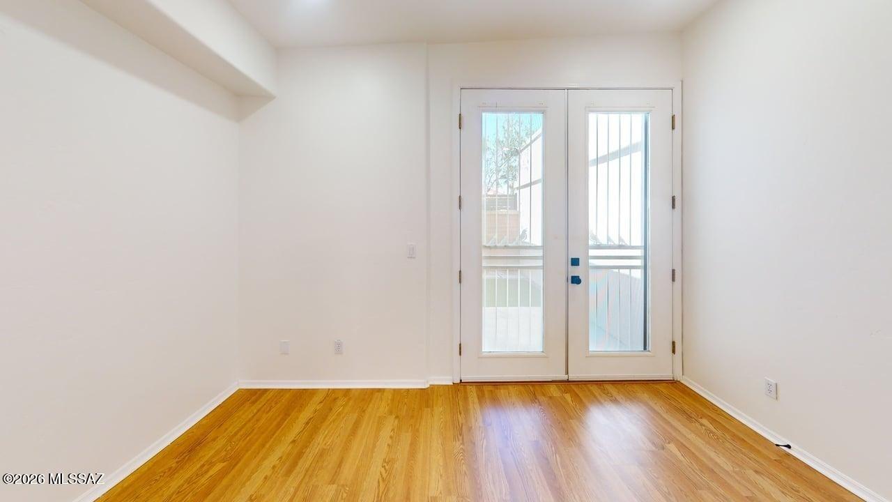 Tucson National Townhomes West III(1-46) - Residential Lease