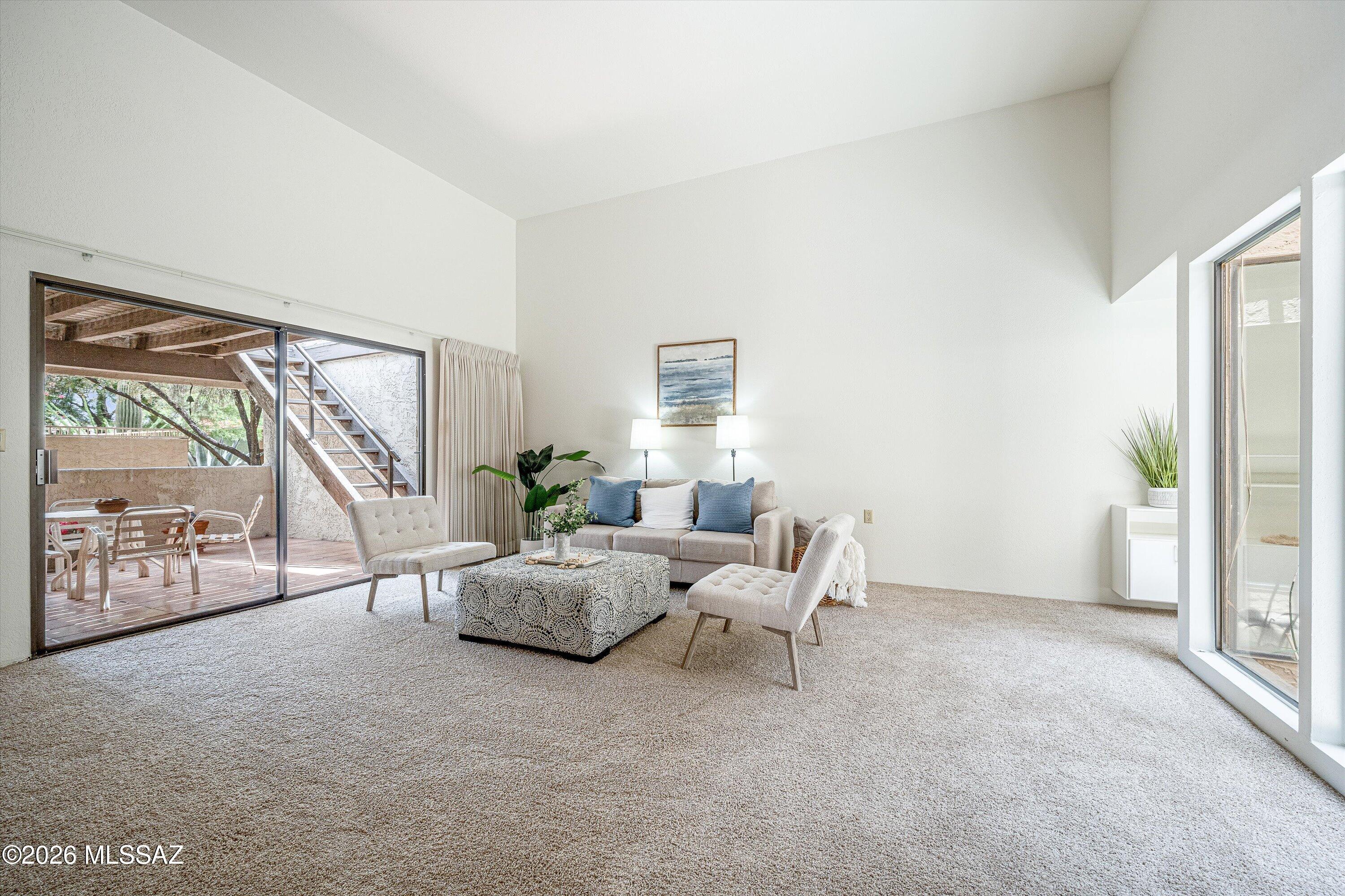 El Mirador Townhouses (1-41) - Residential