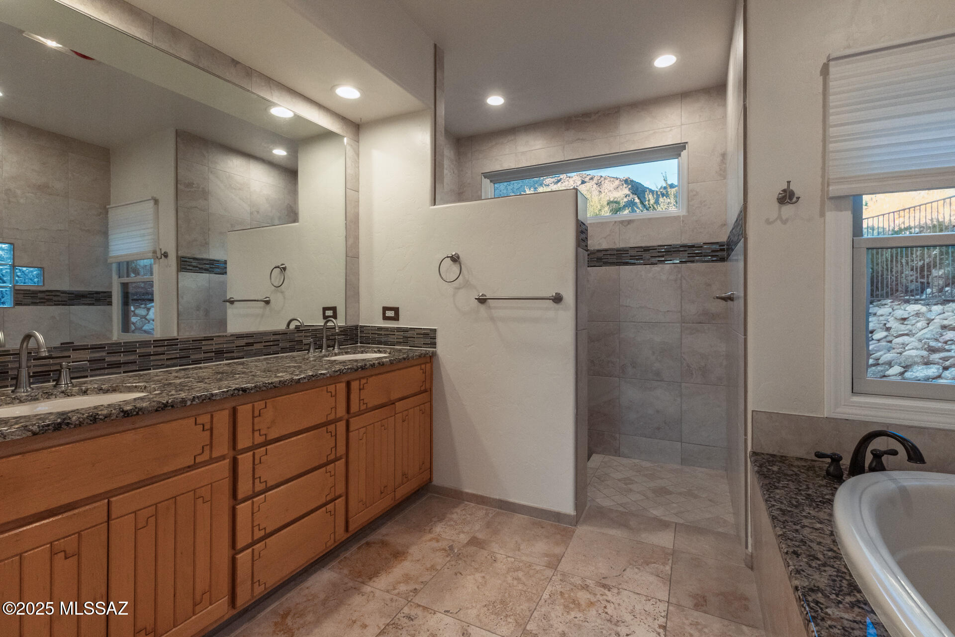 Alta Vista (1-98) - Residential
