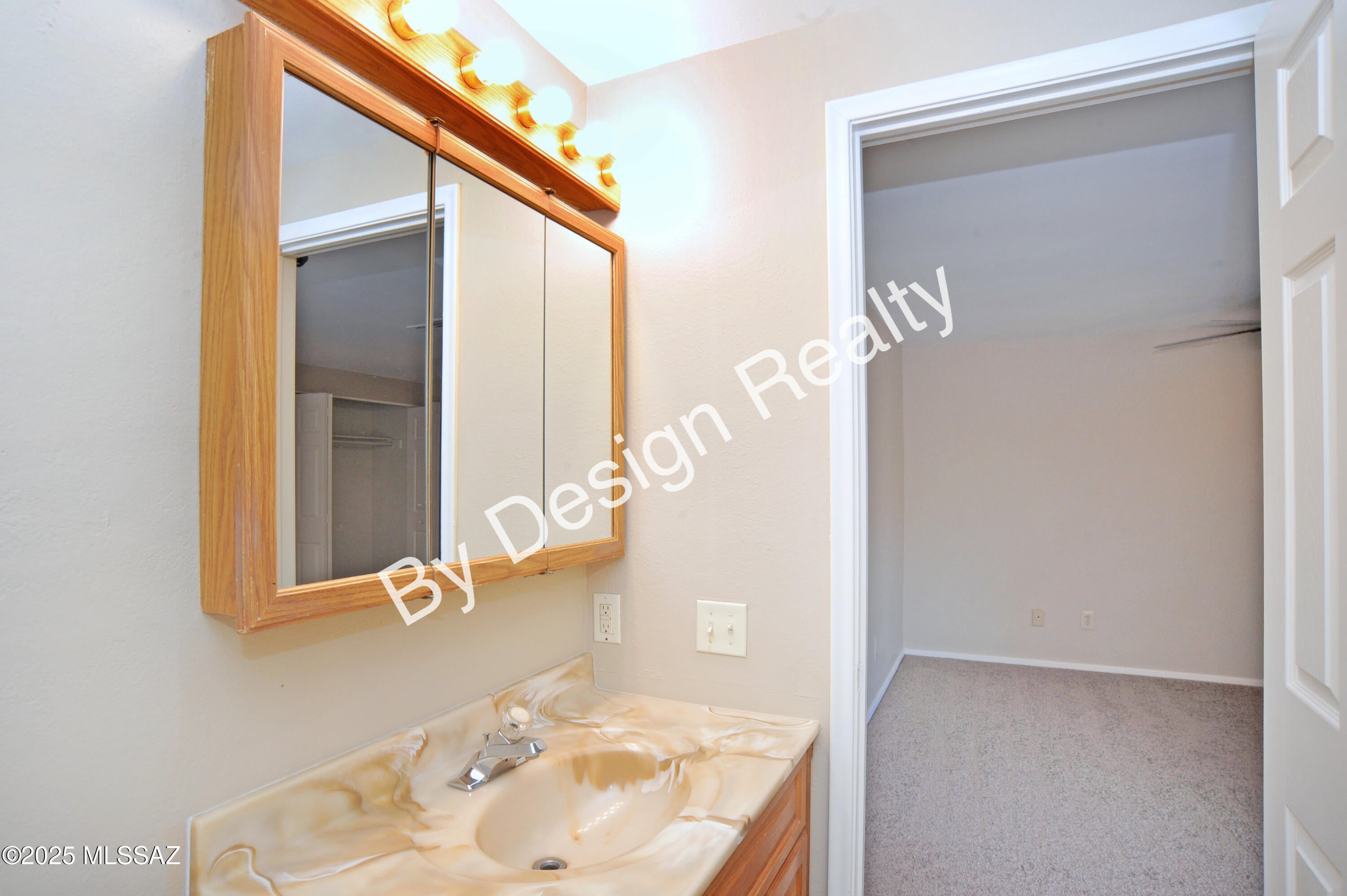 Casas Del Oeste (140-157) - Residential Lease