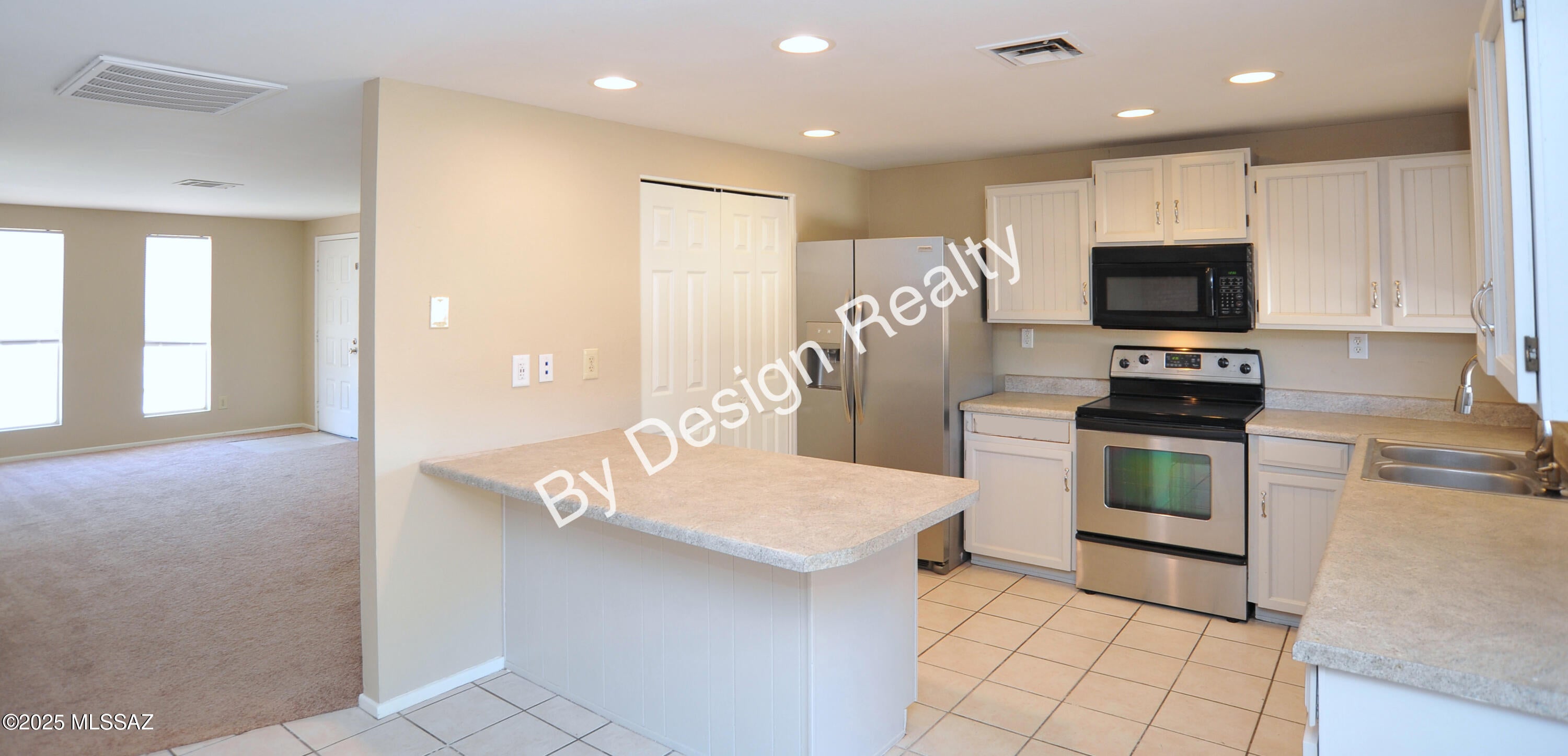 Casas Del Oeste (140-157) - Residential Lease