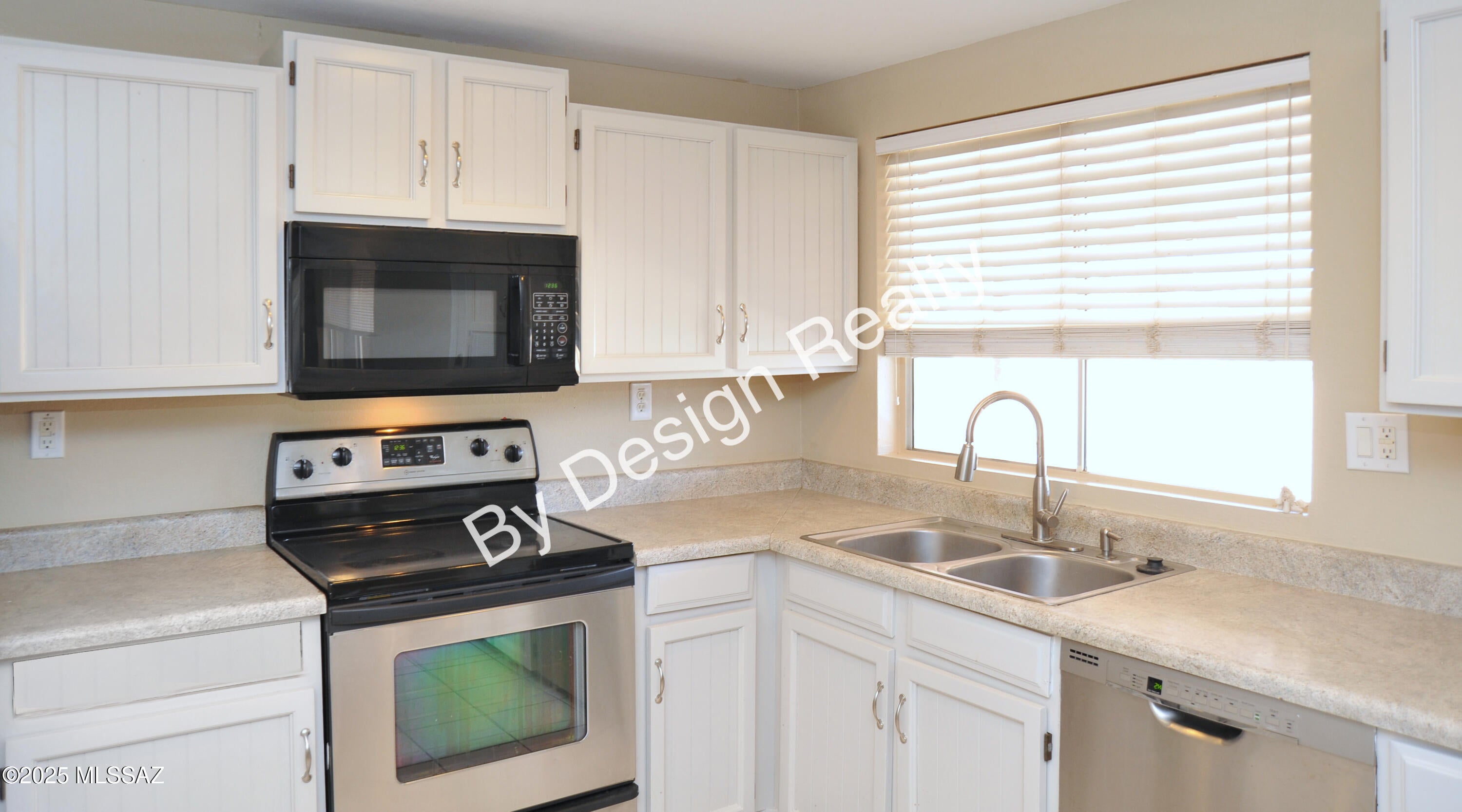 Casas Del Oeste (140-157) - Residential Lease