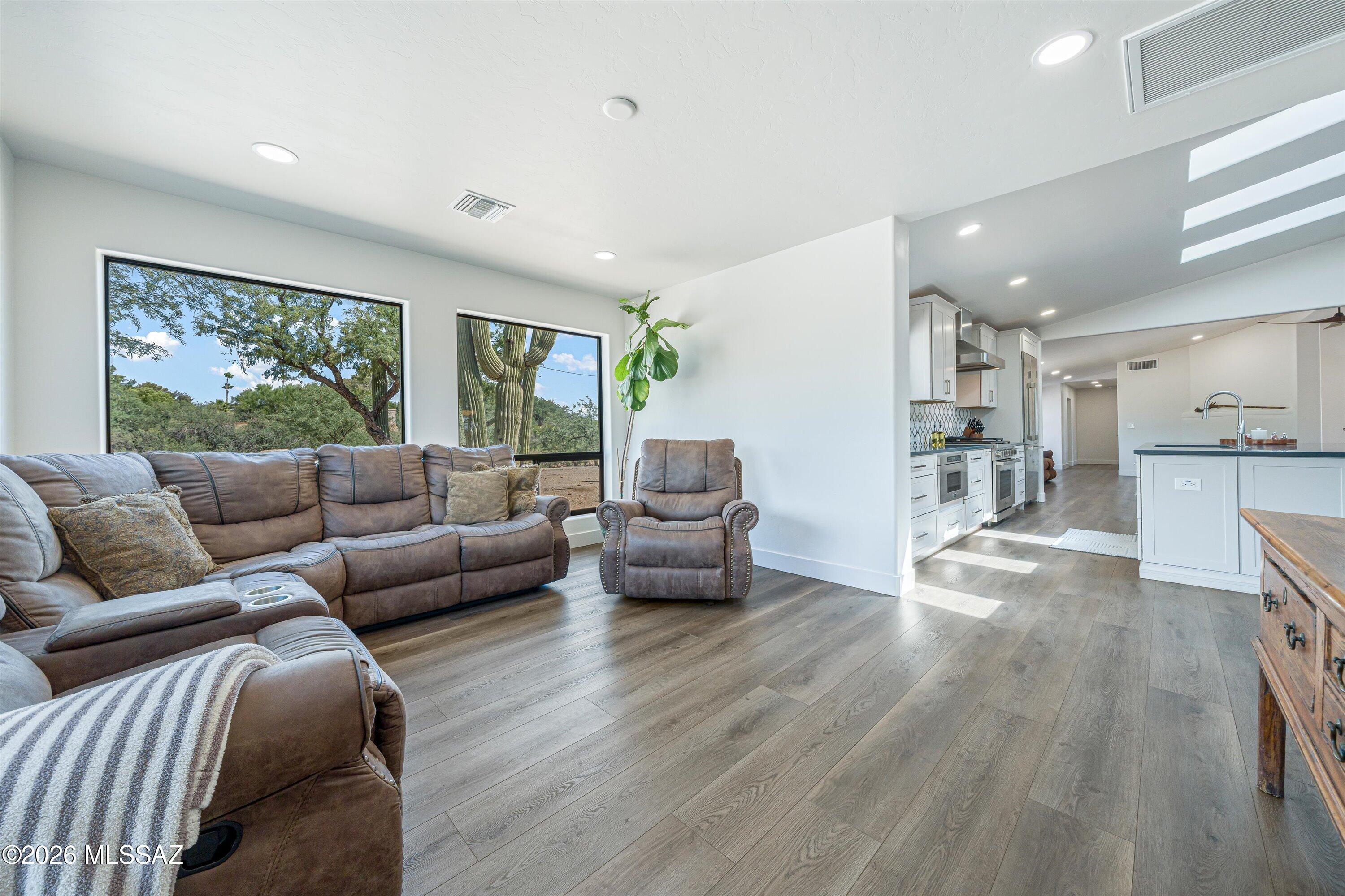 Unsubdivided - Residential