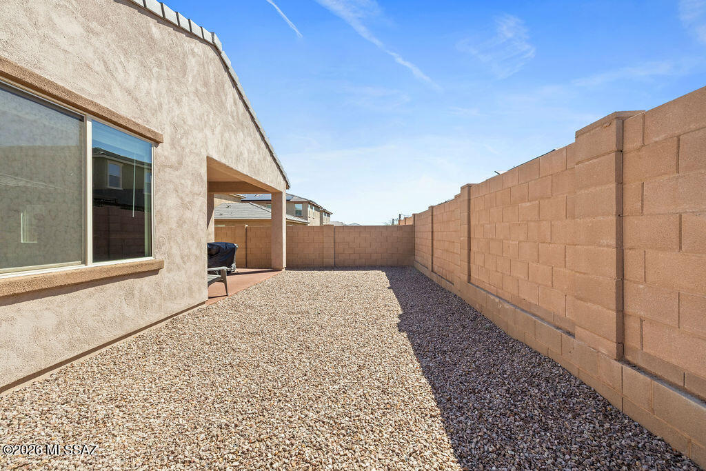 Entrada Del Pueblo - Residential