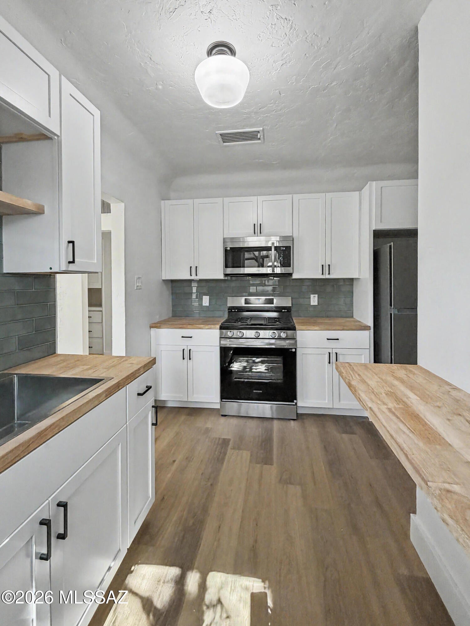Altadina Heights - Residential