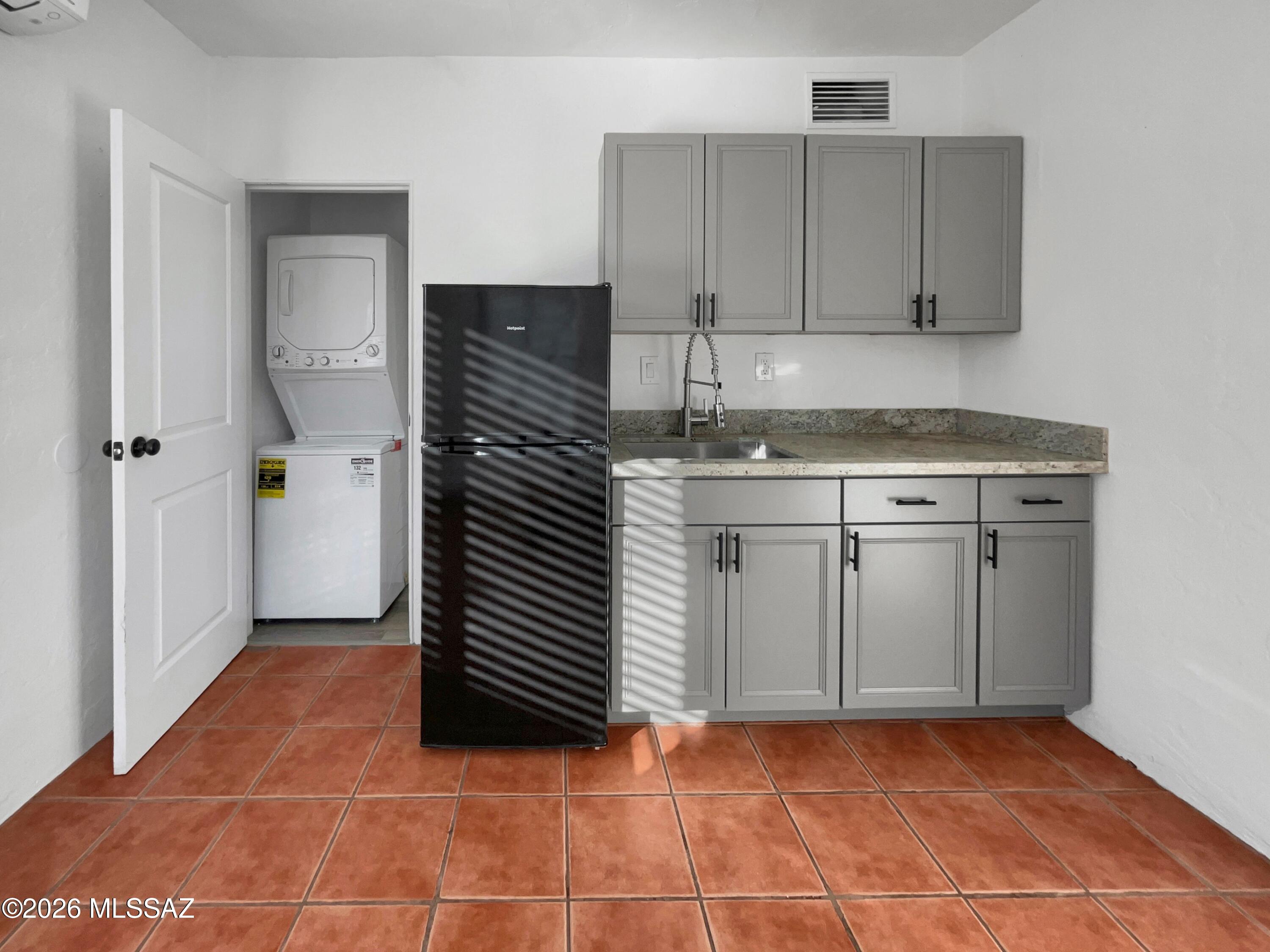 Altadina Heights - Residential