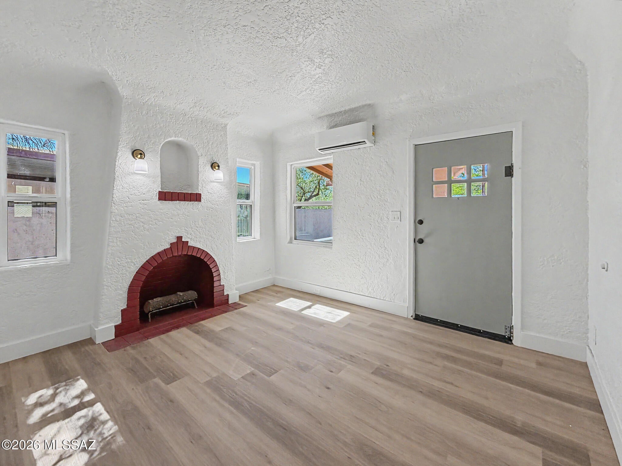 Altadina Heights - Residential