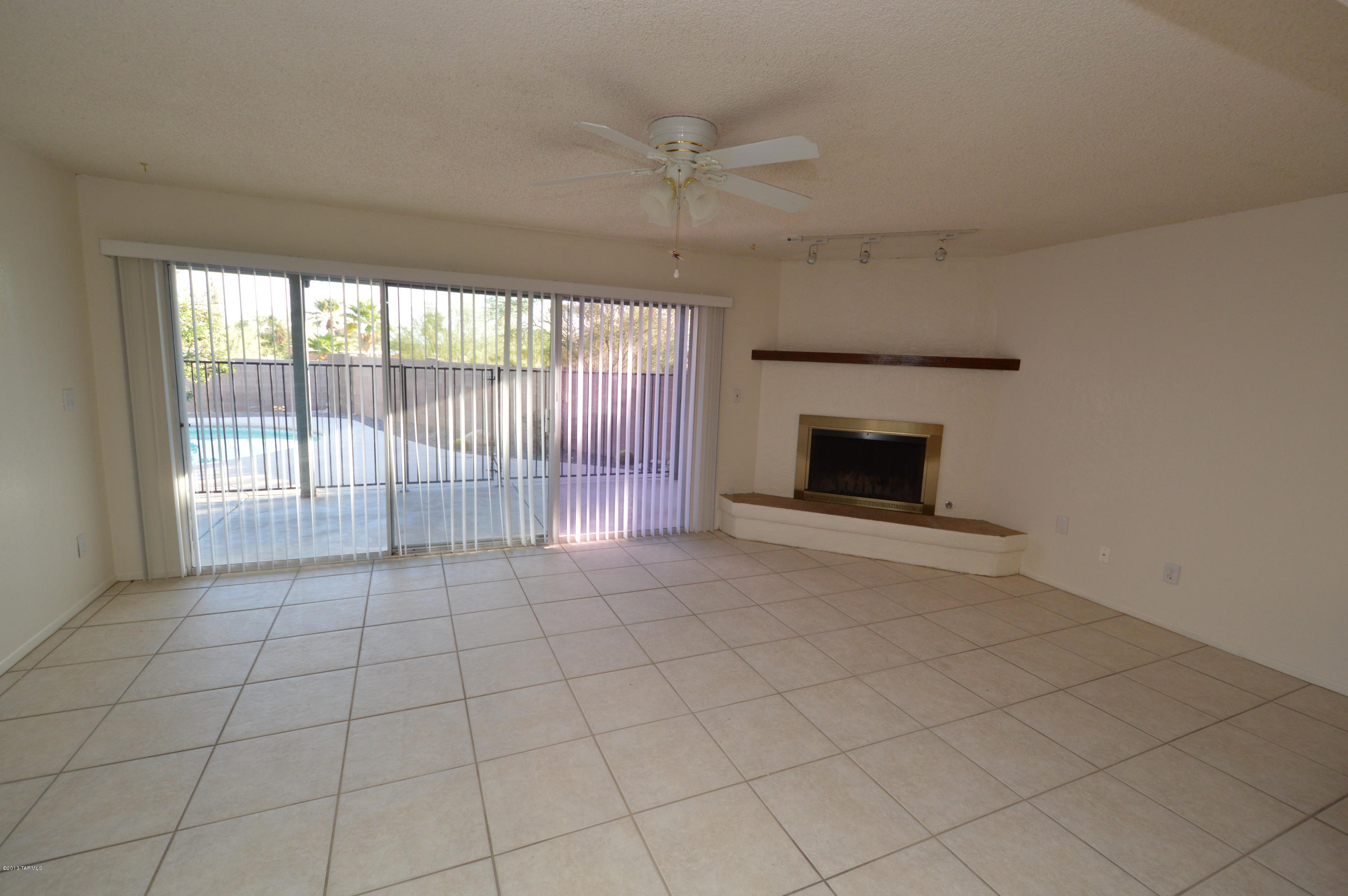 Sabino Vista Knolls (61-135) - Residential Lease