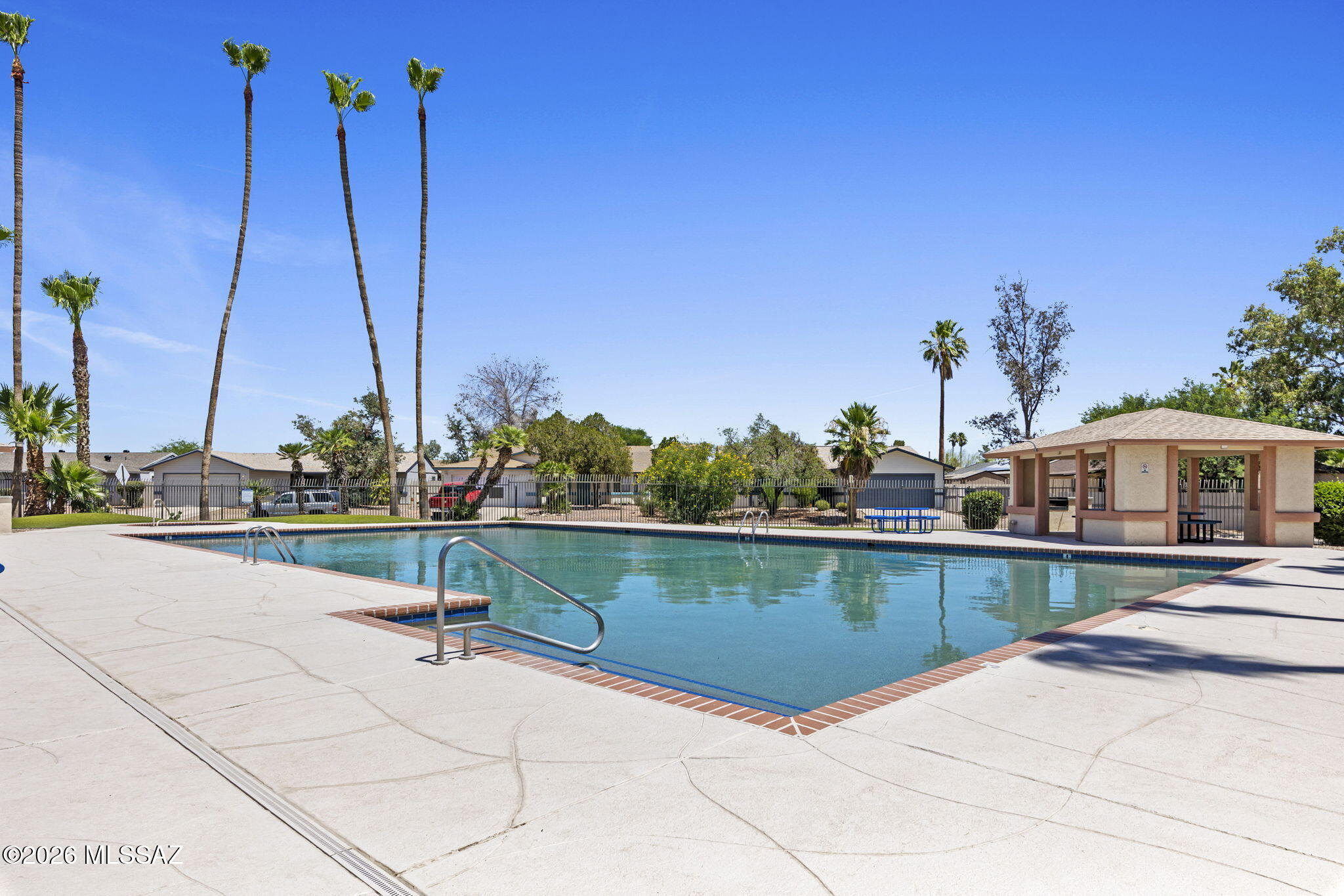 Meadowbrook (115-207) - Residential