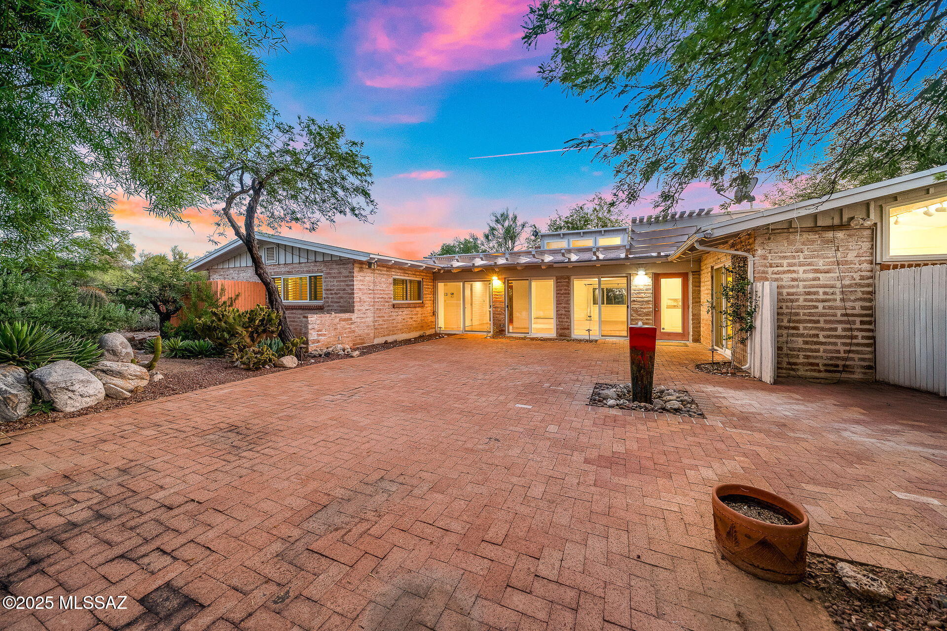 Catalina Foothills Estates NO. 5 - Residential