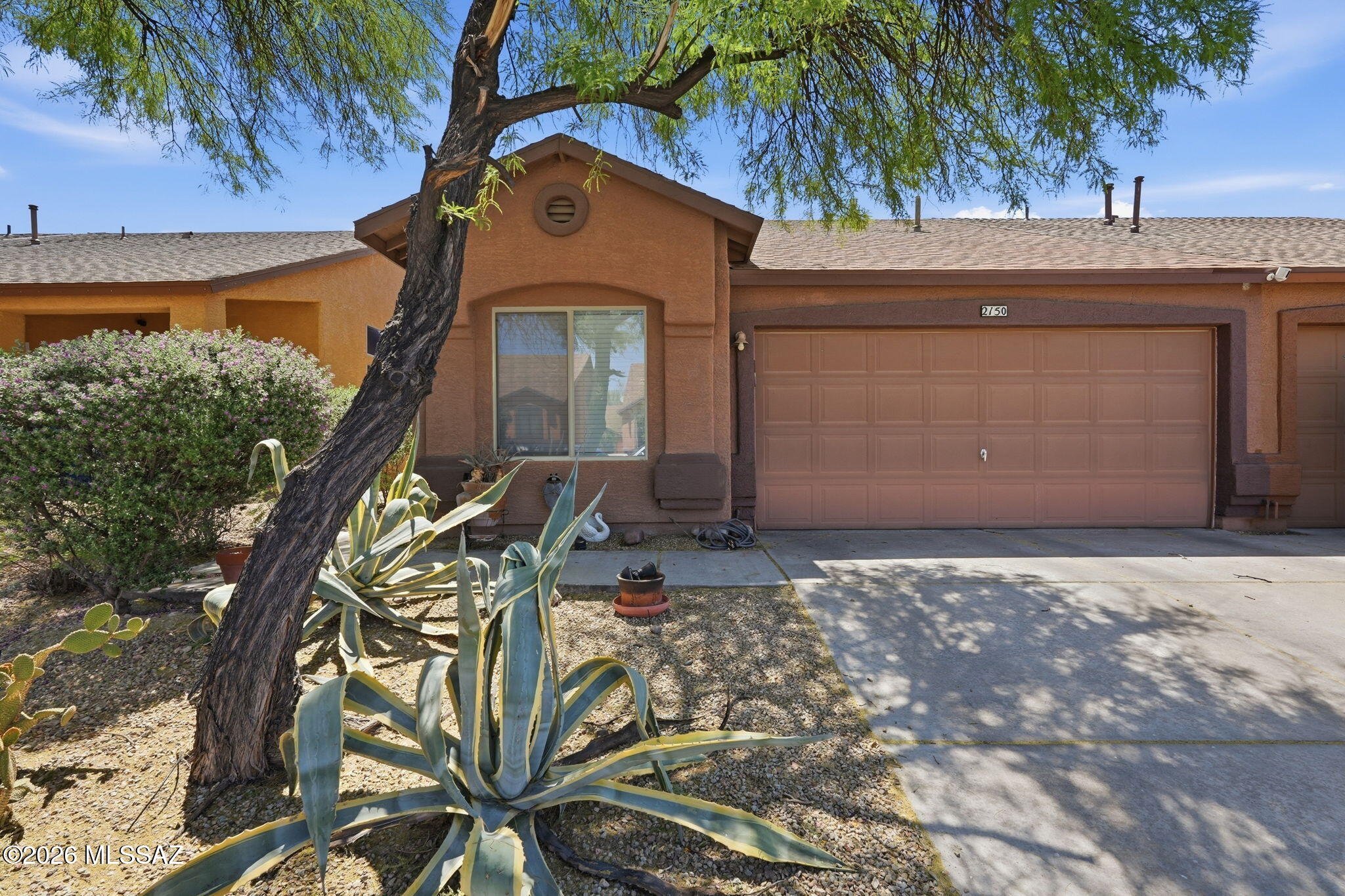 Tres Pueblos - Residential