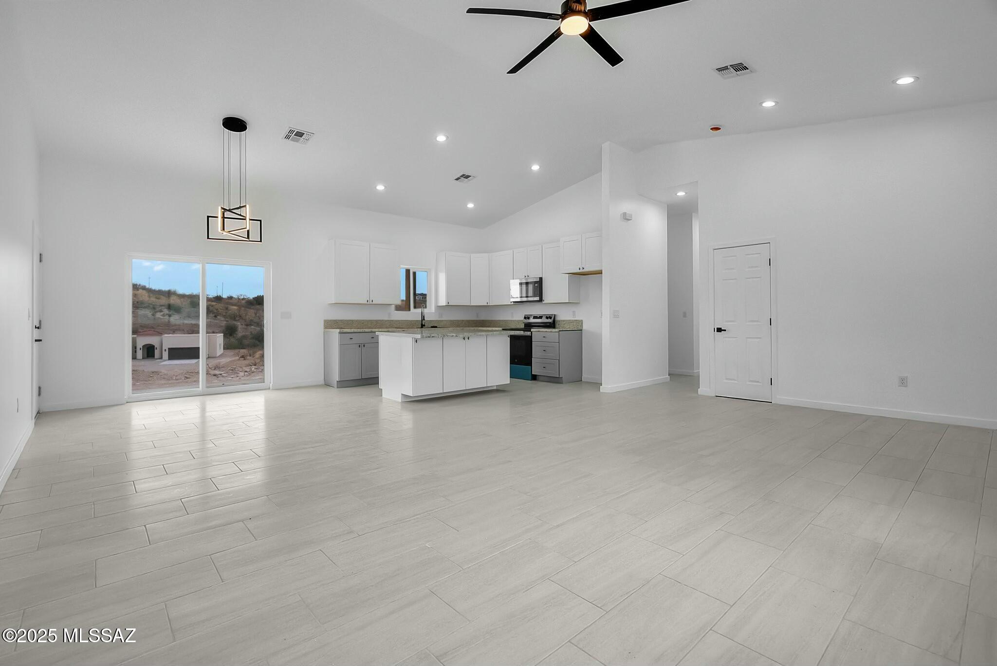 Rio Rico Ranchettes 12 - Residential